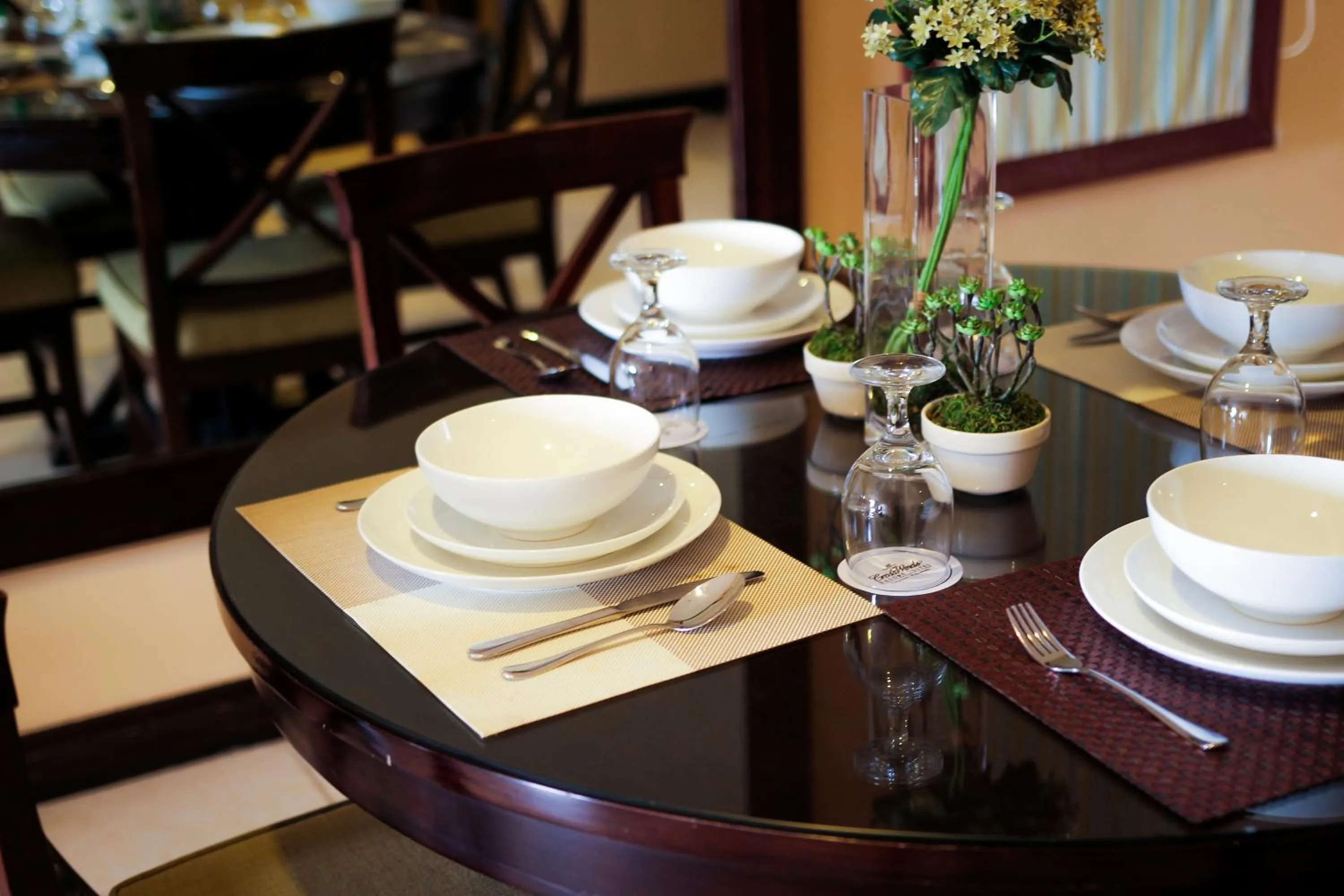 Restaurant/places to eat in Crosswinds Resort Suites