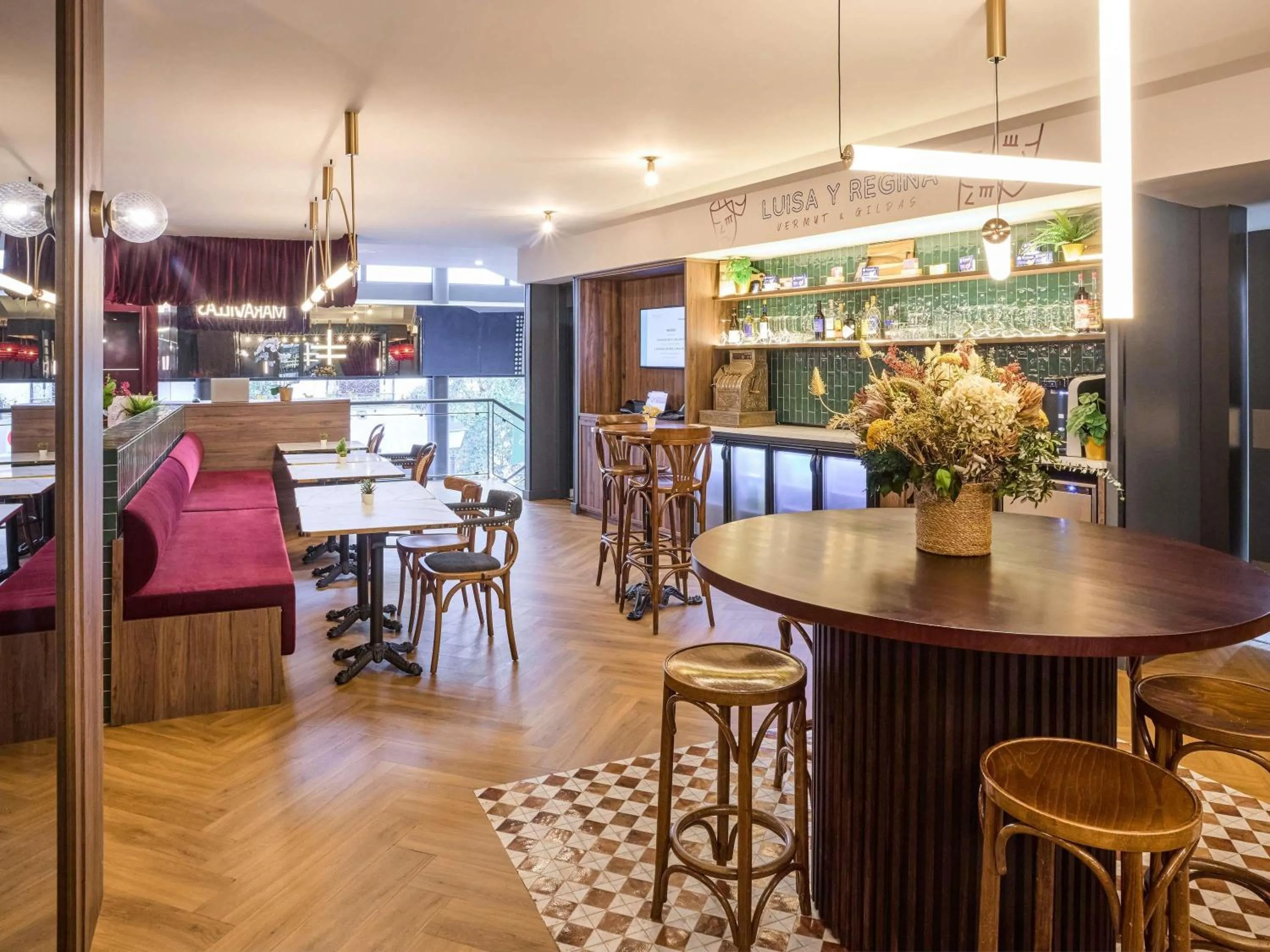 Lounge or bar in Ibis Styles Madrid Centro Maravillas