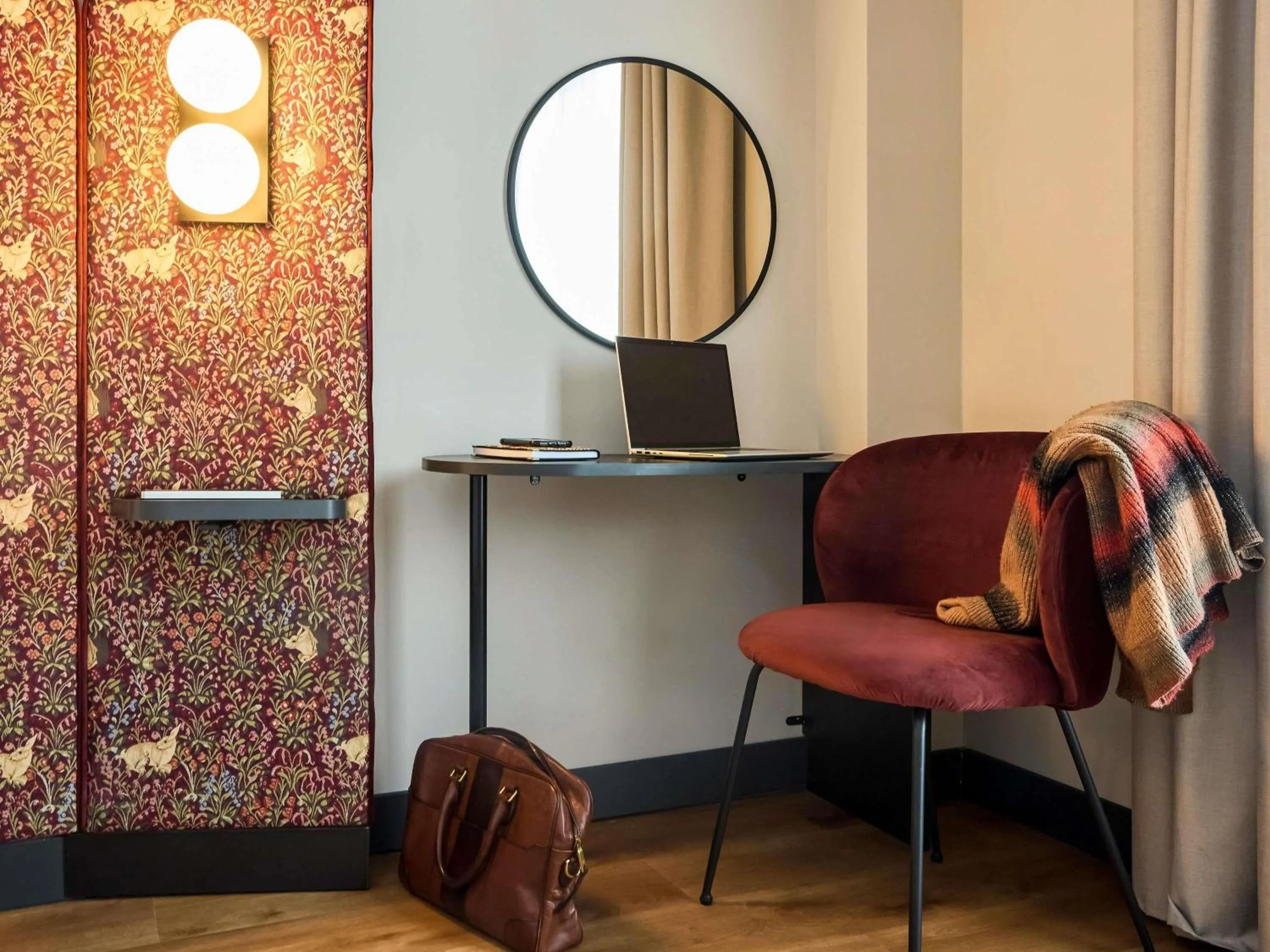 Bedroom in Ibis Styles Madrid Centro Maravillas