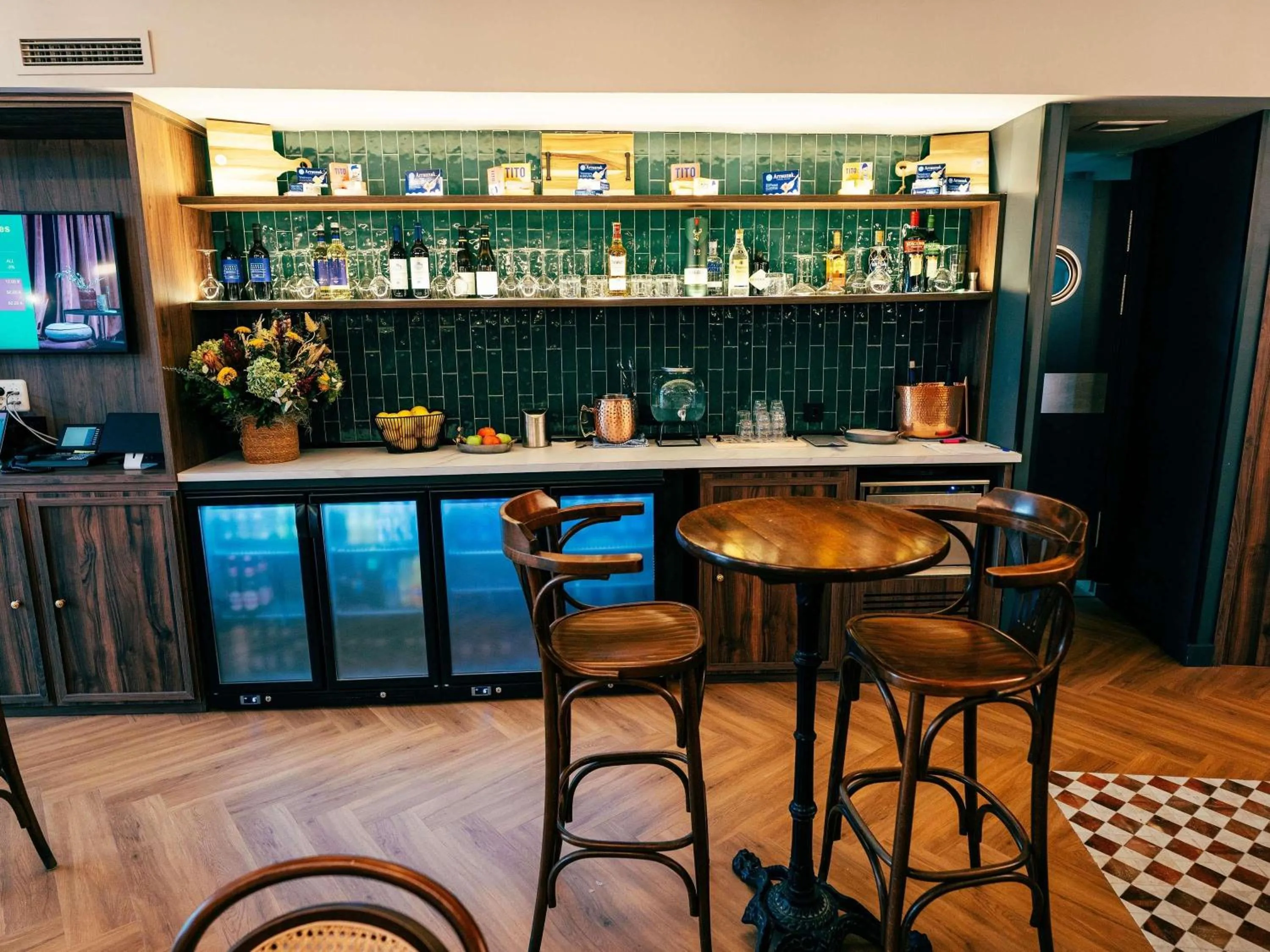 Lounge or bar in Ibis Styles Madrid Centro Maravillas