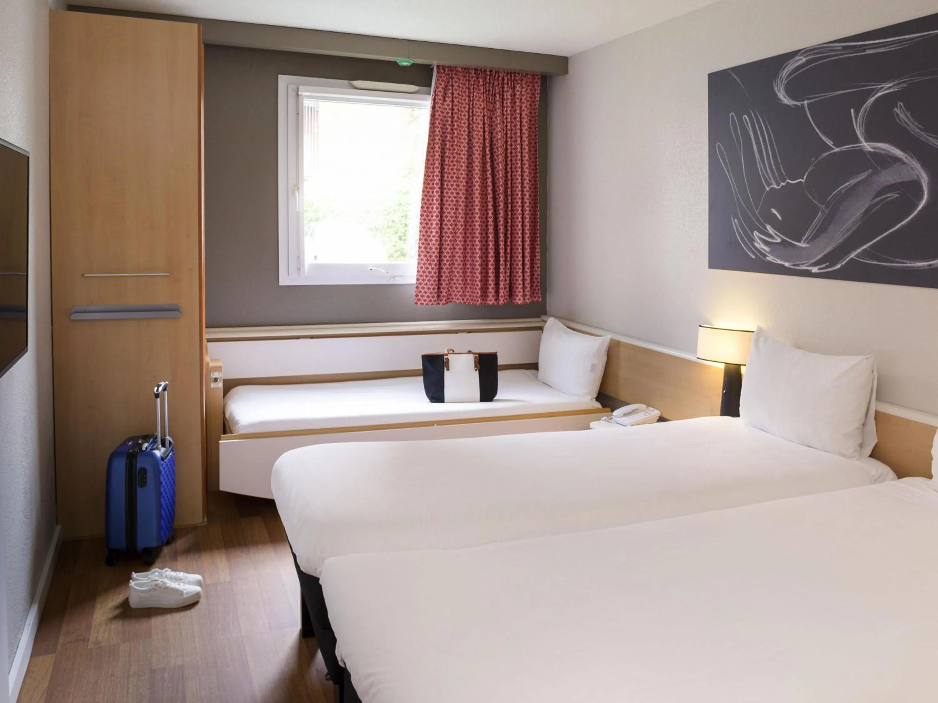 Bedroom, Bed in Ibis Madrid Fuenlabrada