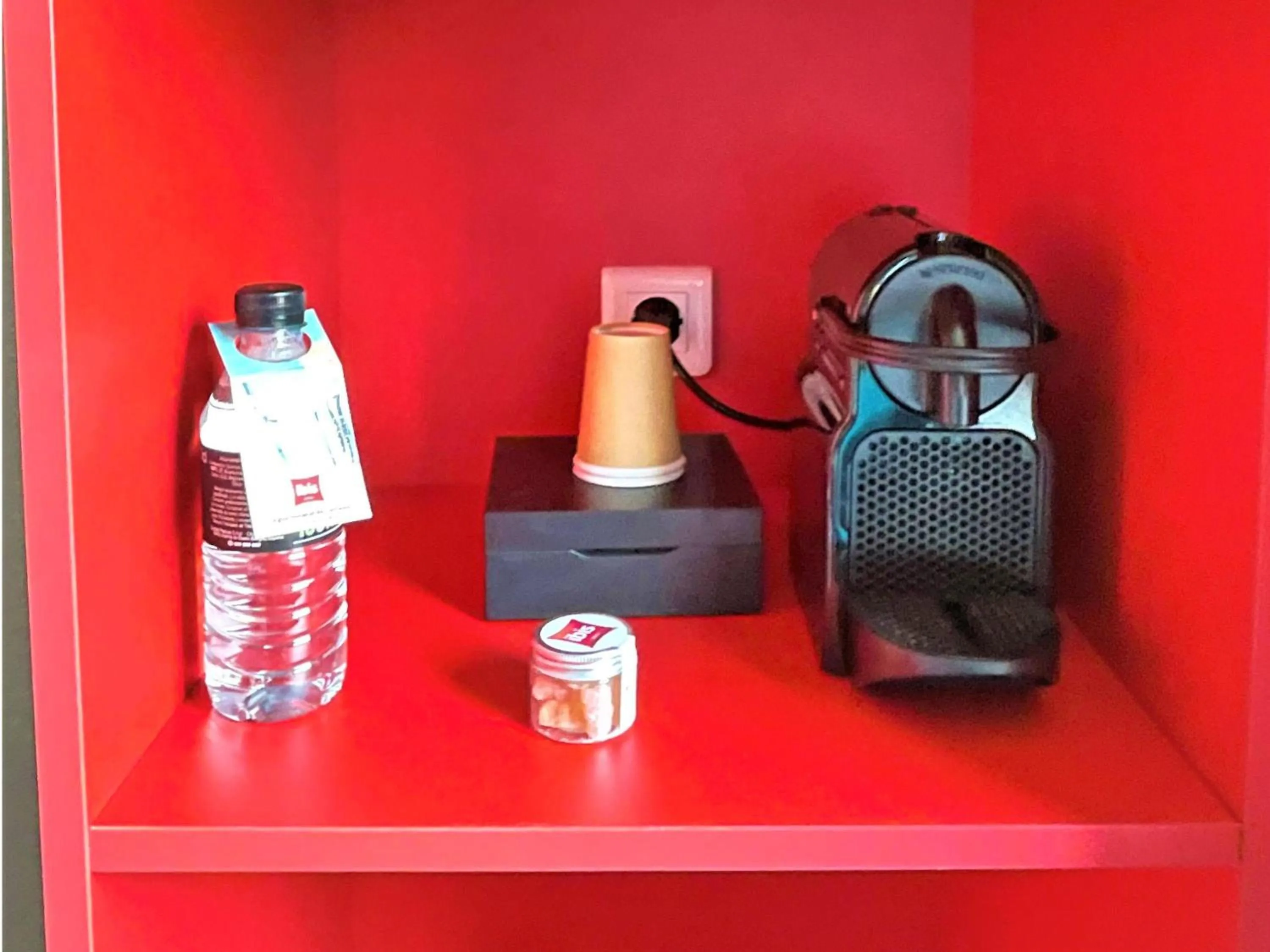 Bedroom in Ibis Madrid Fuenlabrada