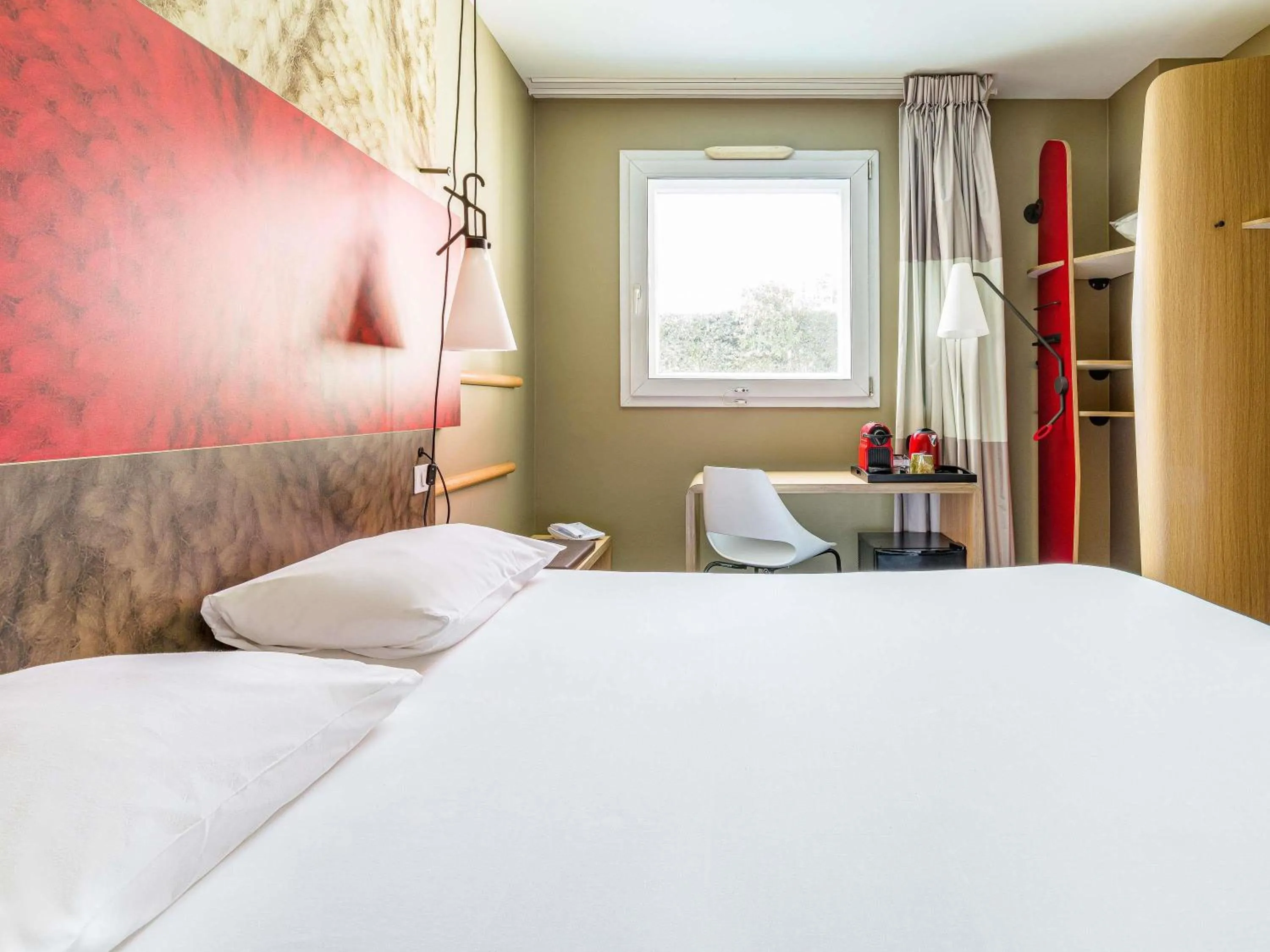 Bedroom, Bed in Ibis Madrid Fuenlabrada