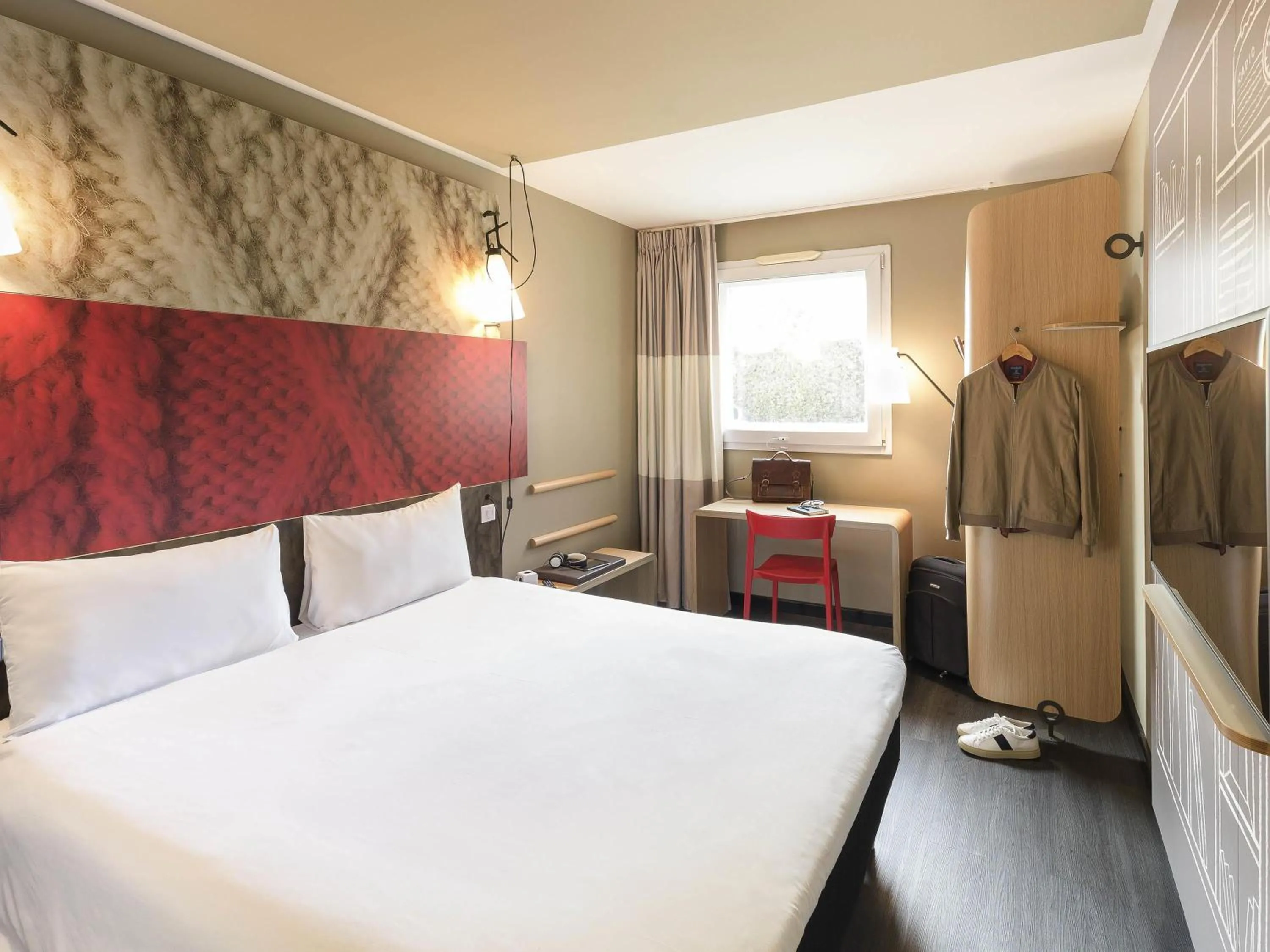 Bedroom, Bed in Ibis Madrid Fuenlabrada