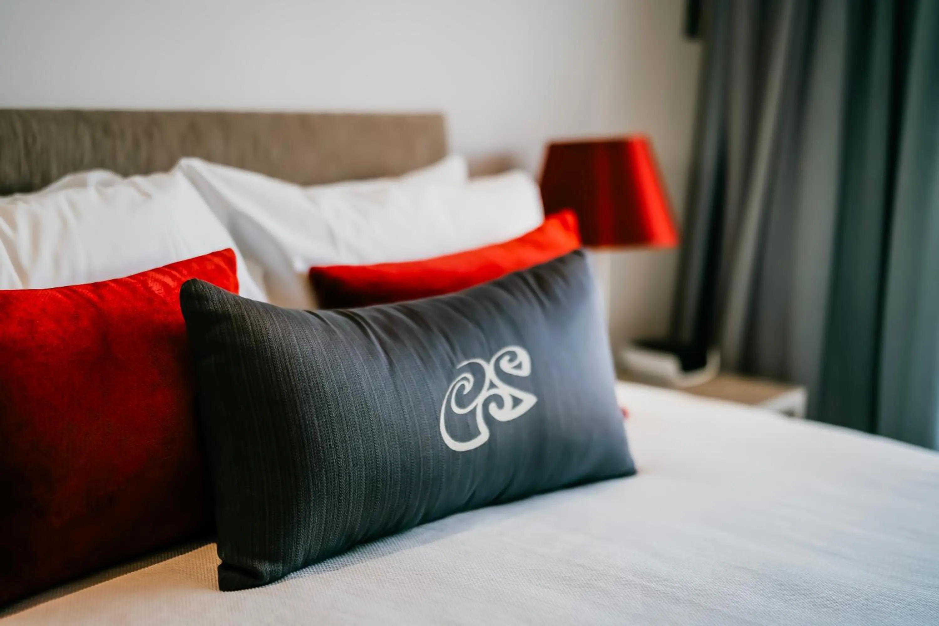 Bed in Marakura Deluxe Motel