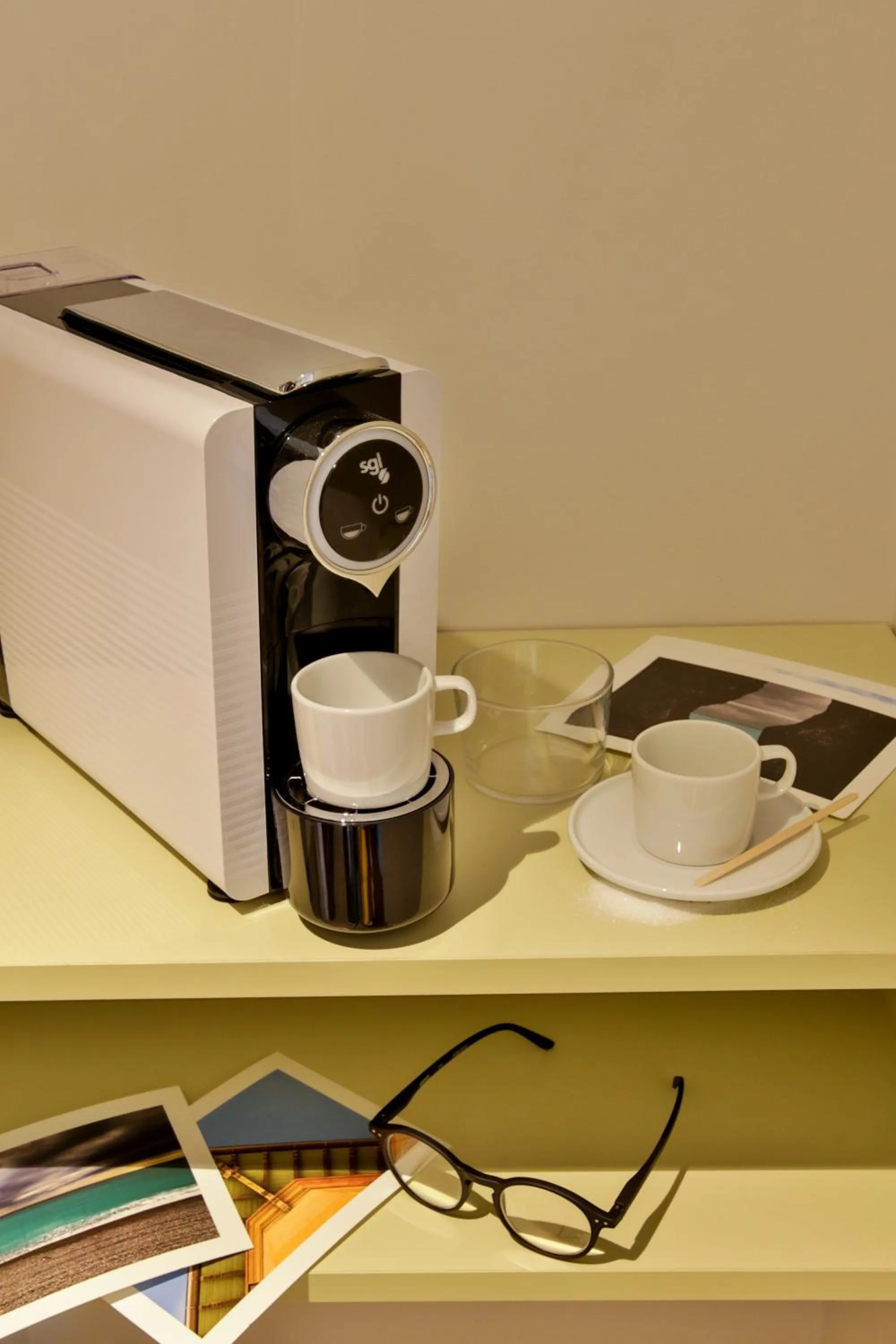 Coffee/tea facilities in Hotel du Pin Nice Port