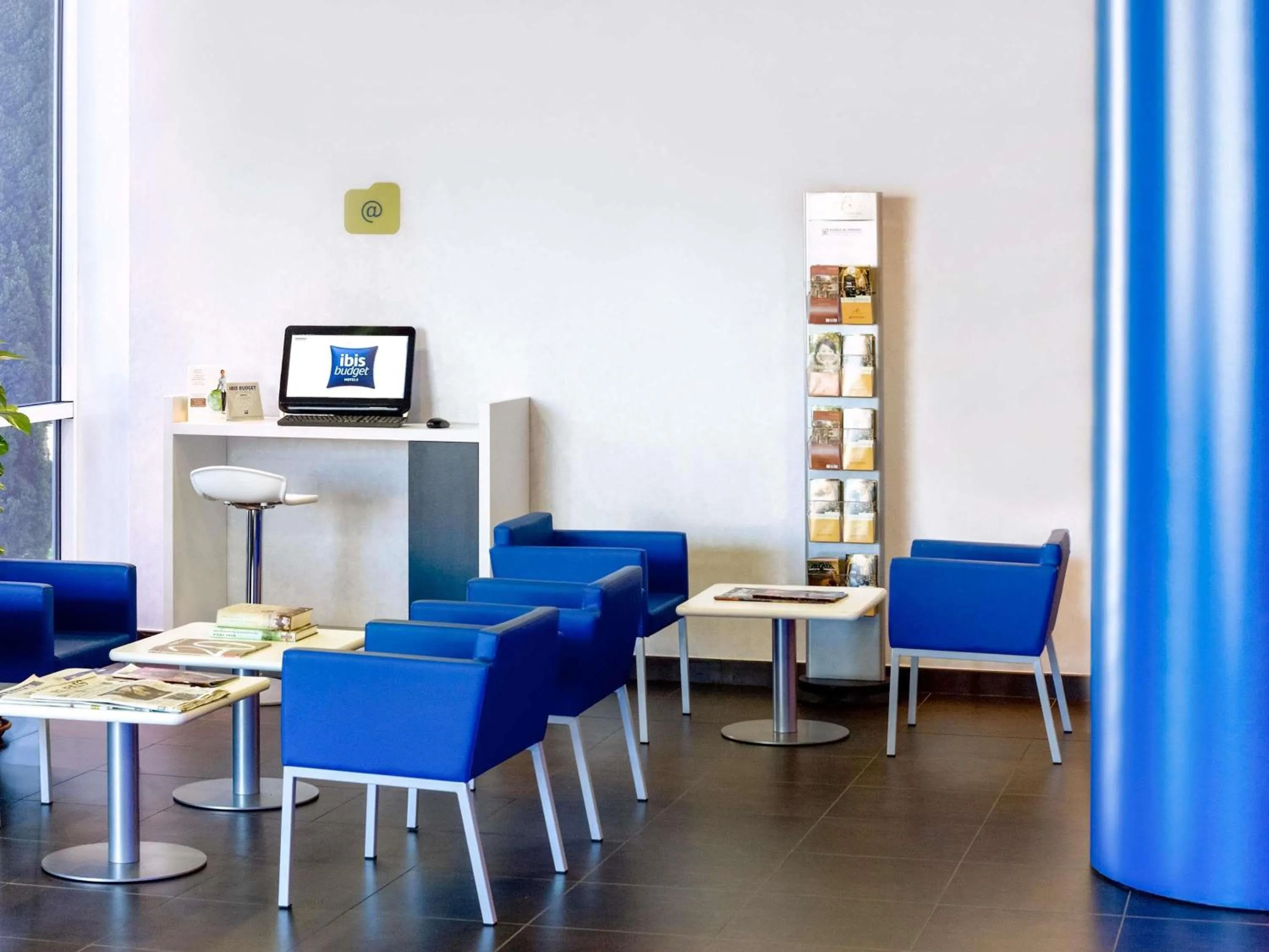 Property building in Ibis Budget Madrid Alcalá de Henares La Dehesa