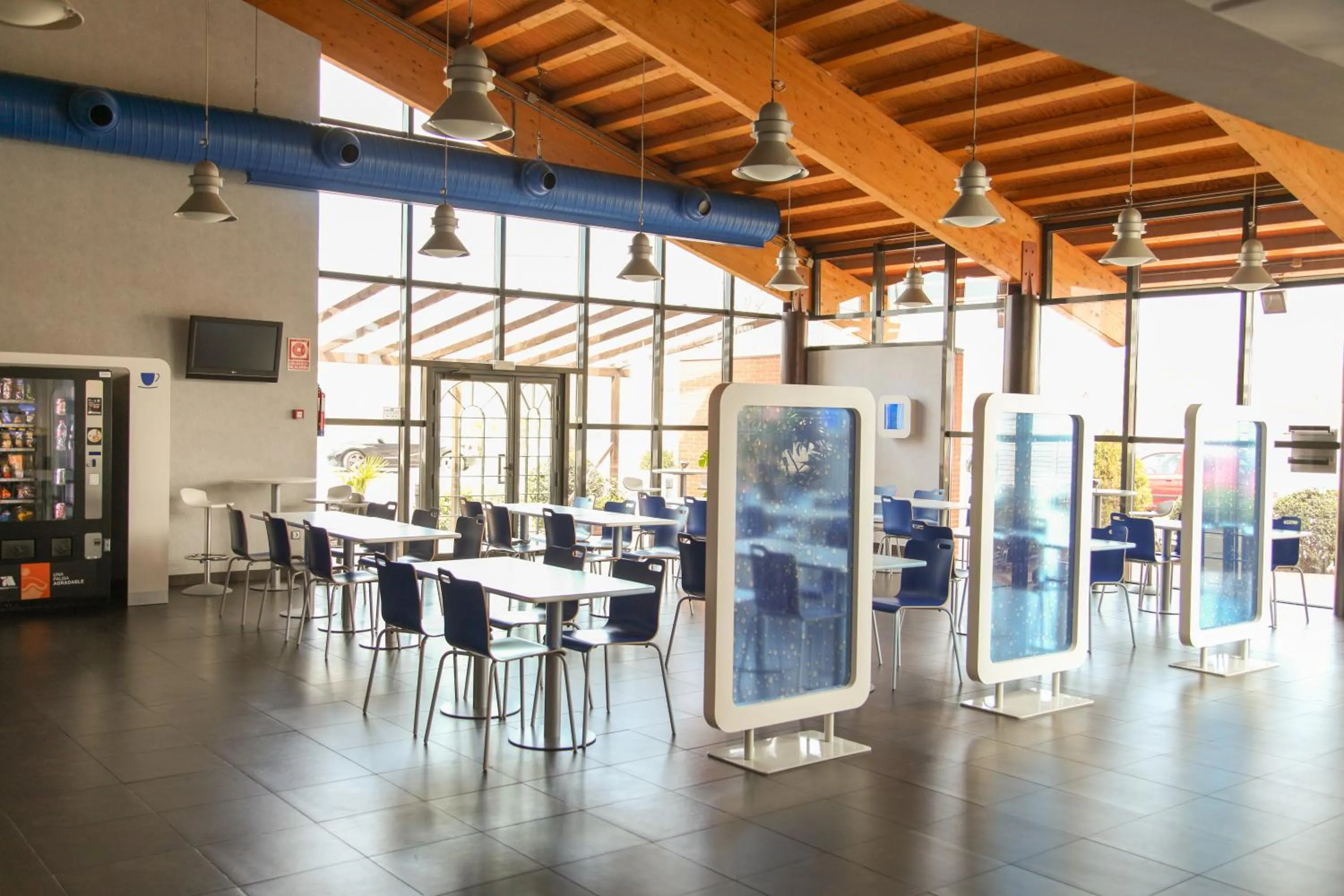 Restaurant/places to eat in Ibis Budget Madrid Alcalá de Henares La Dehesa