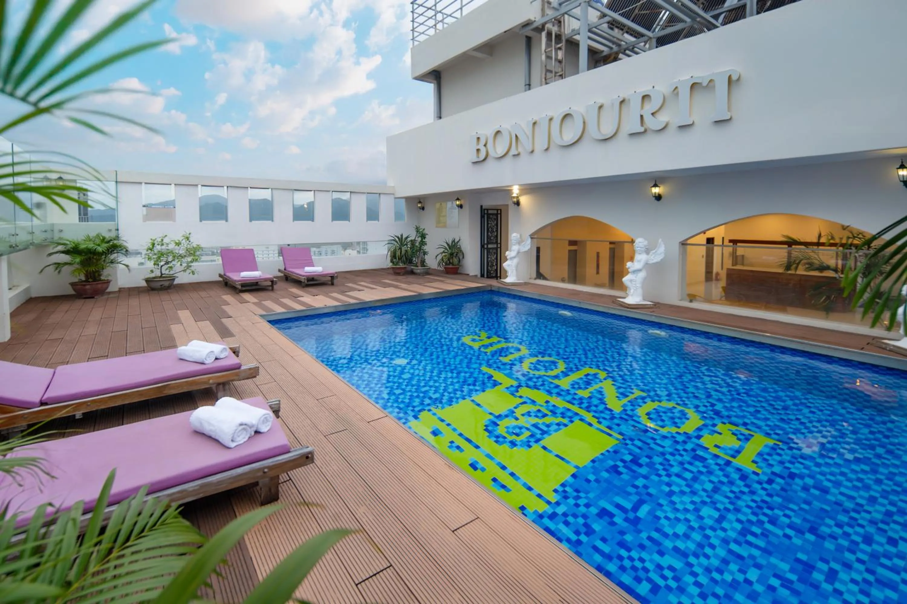 Day in Bonjour Nha Trang Hotel