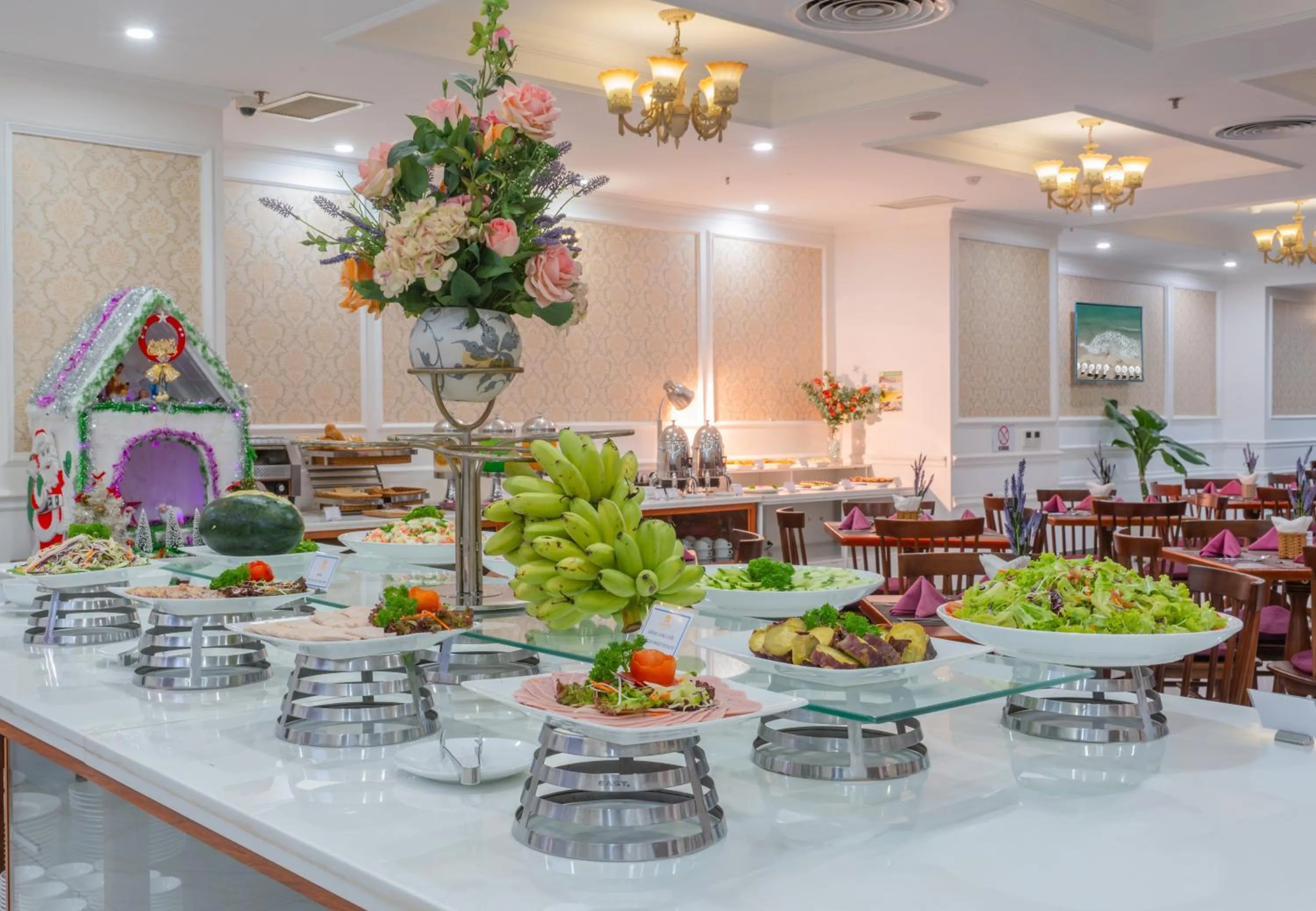 Breakfast in Bonjour Nha Trang Hotel