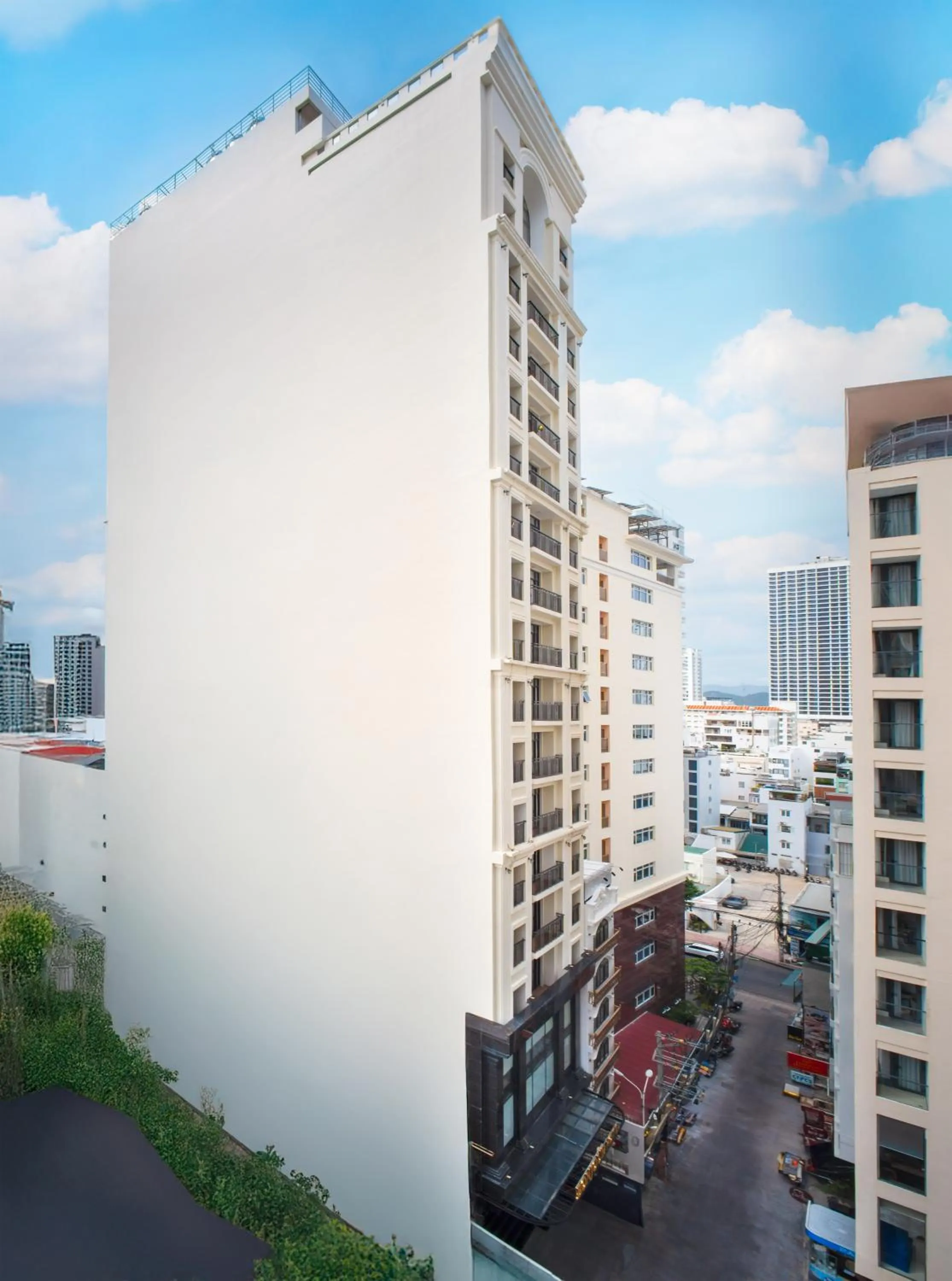 Property building in Bonjour Nha Trang Hotel