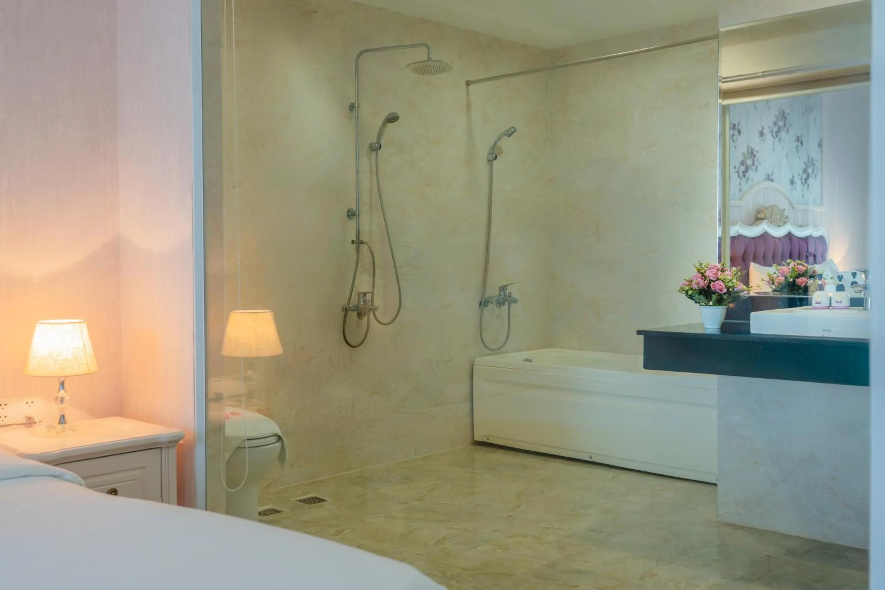 Bathroom, Bed in Bonjour Nha Trang Hotel