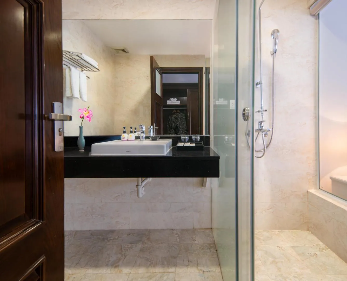 Shower in Bonjour Nha Trang Hotel