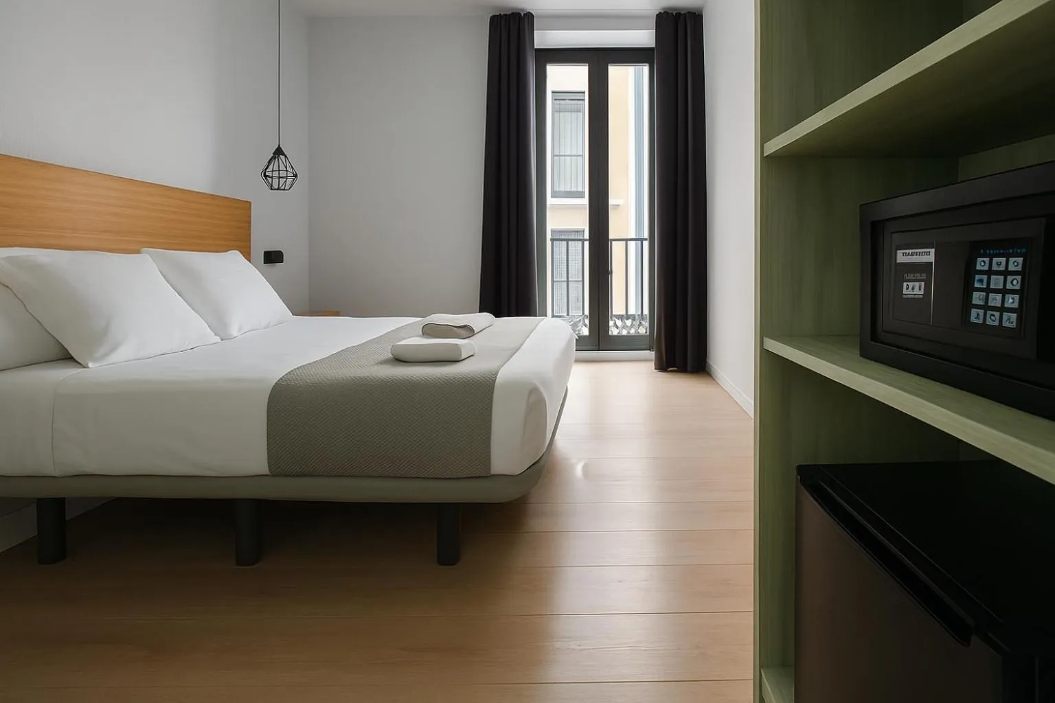 Bed in CH Lemon Rooms - Madrid