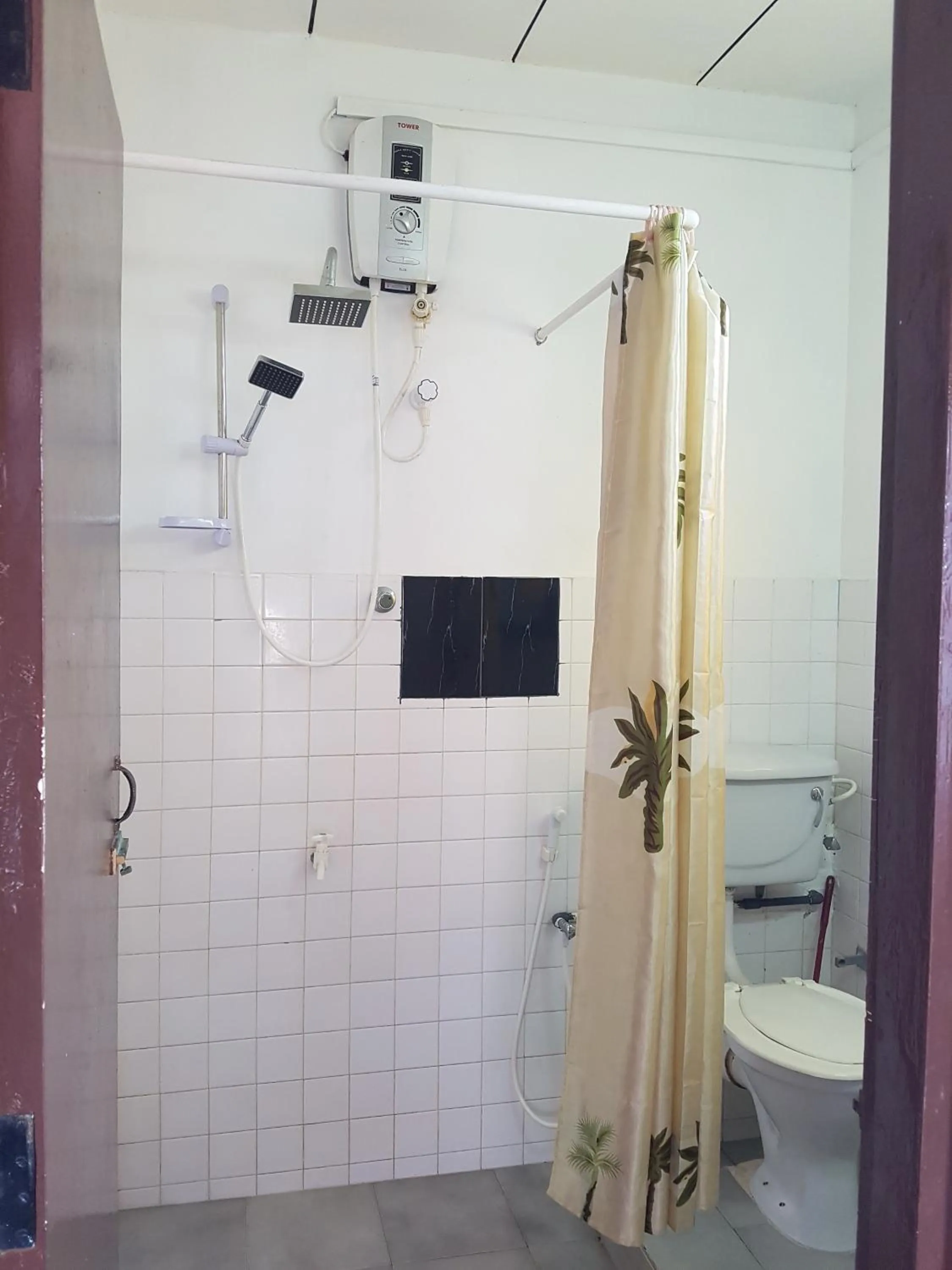 Shower in Guesthouse Panorama