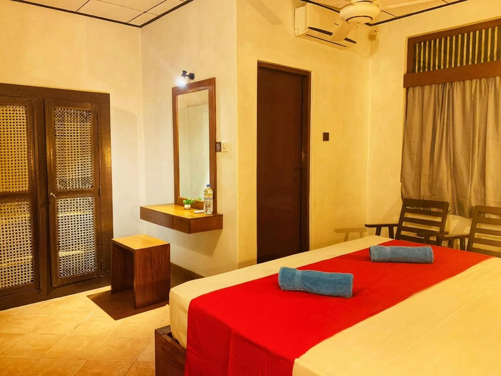 Bedroom, Bed in Guesthouse Panorama