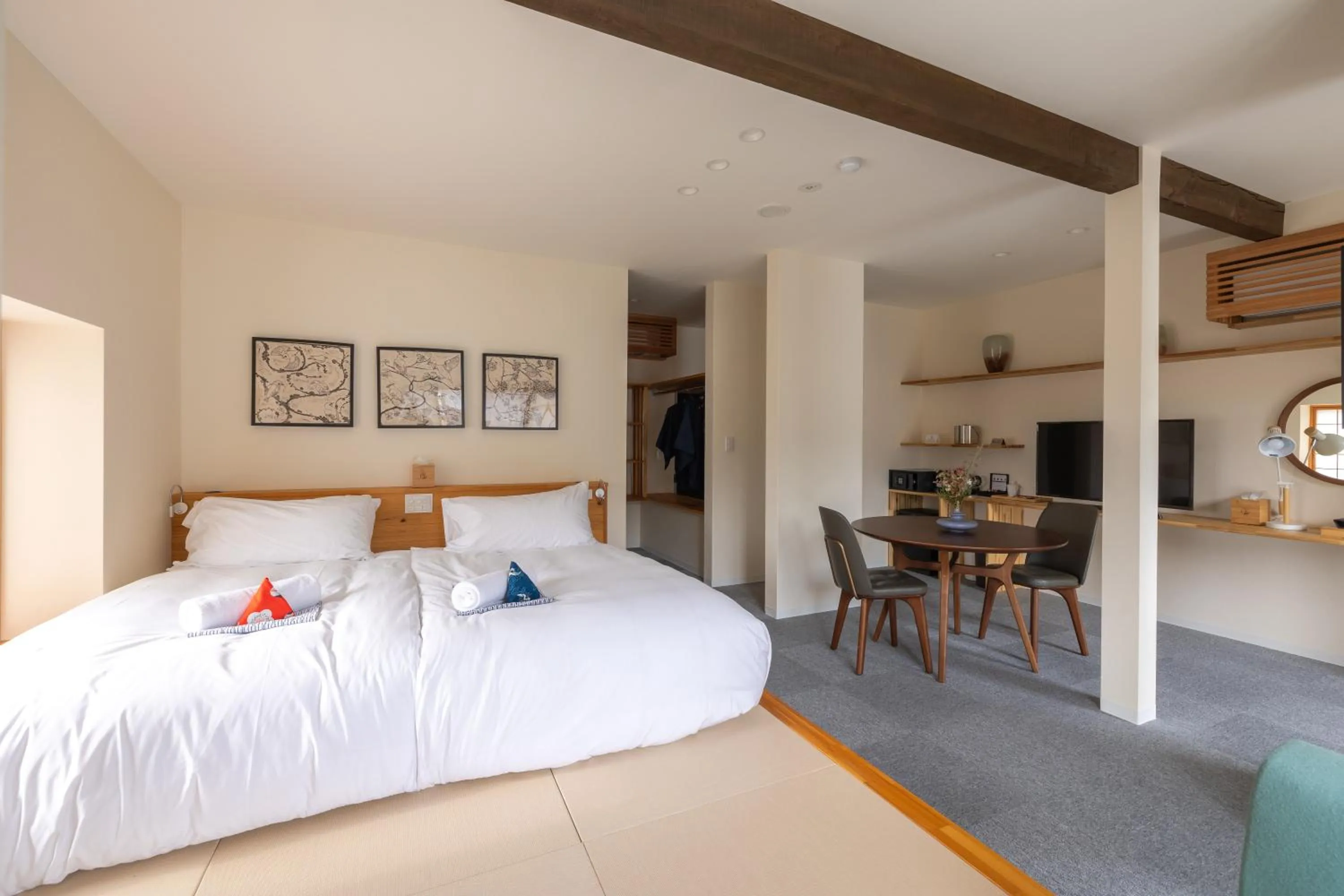 Bed in Residence Yasushi