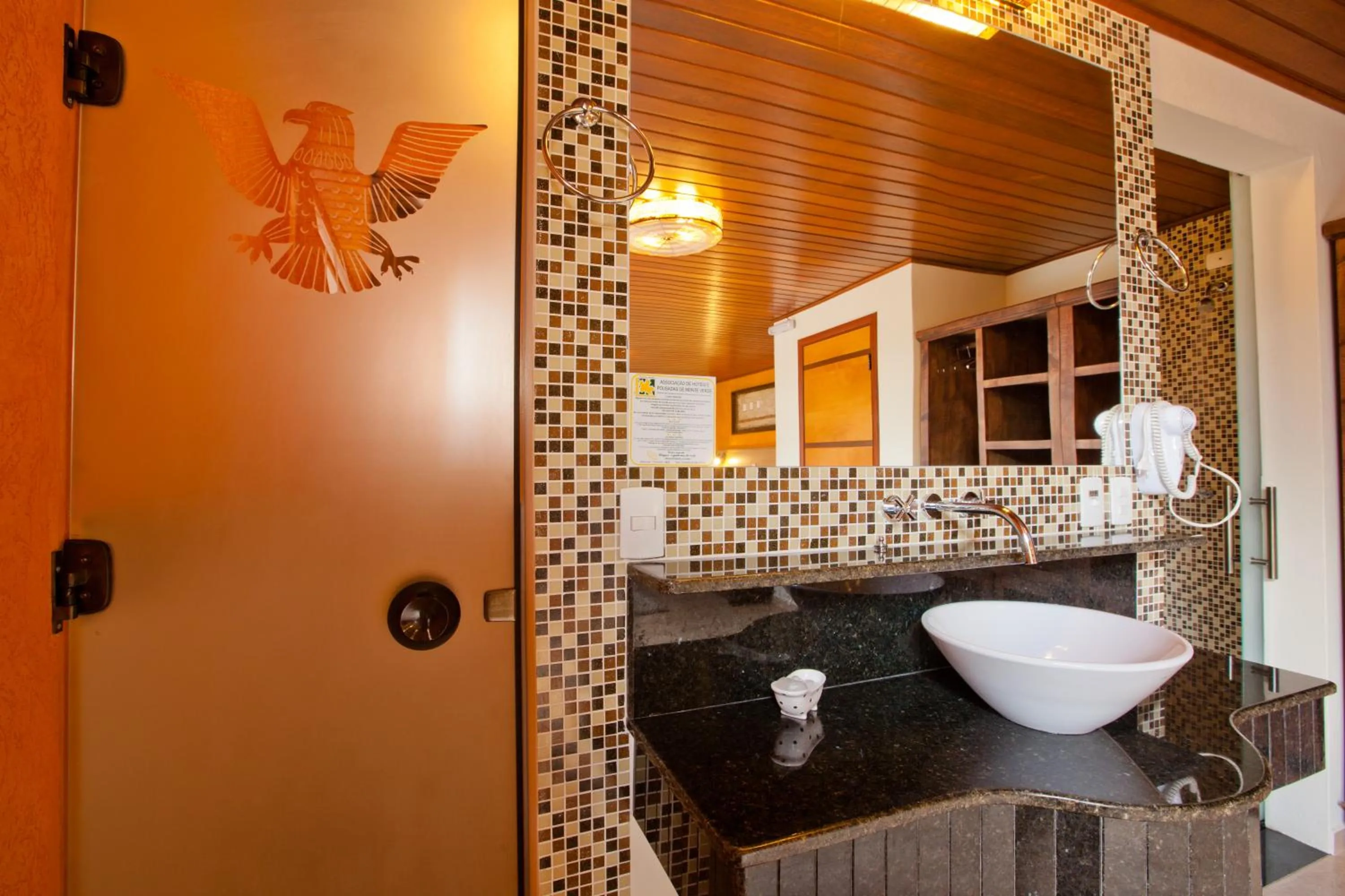 Bathroom in Pousada Aguia Dourada