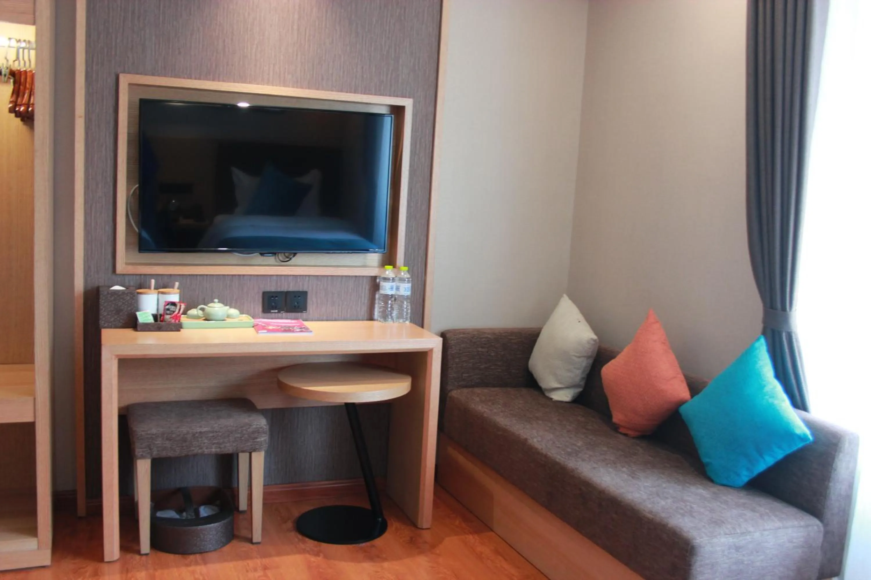 Seating area in Harbin Joy Boutique Hotel