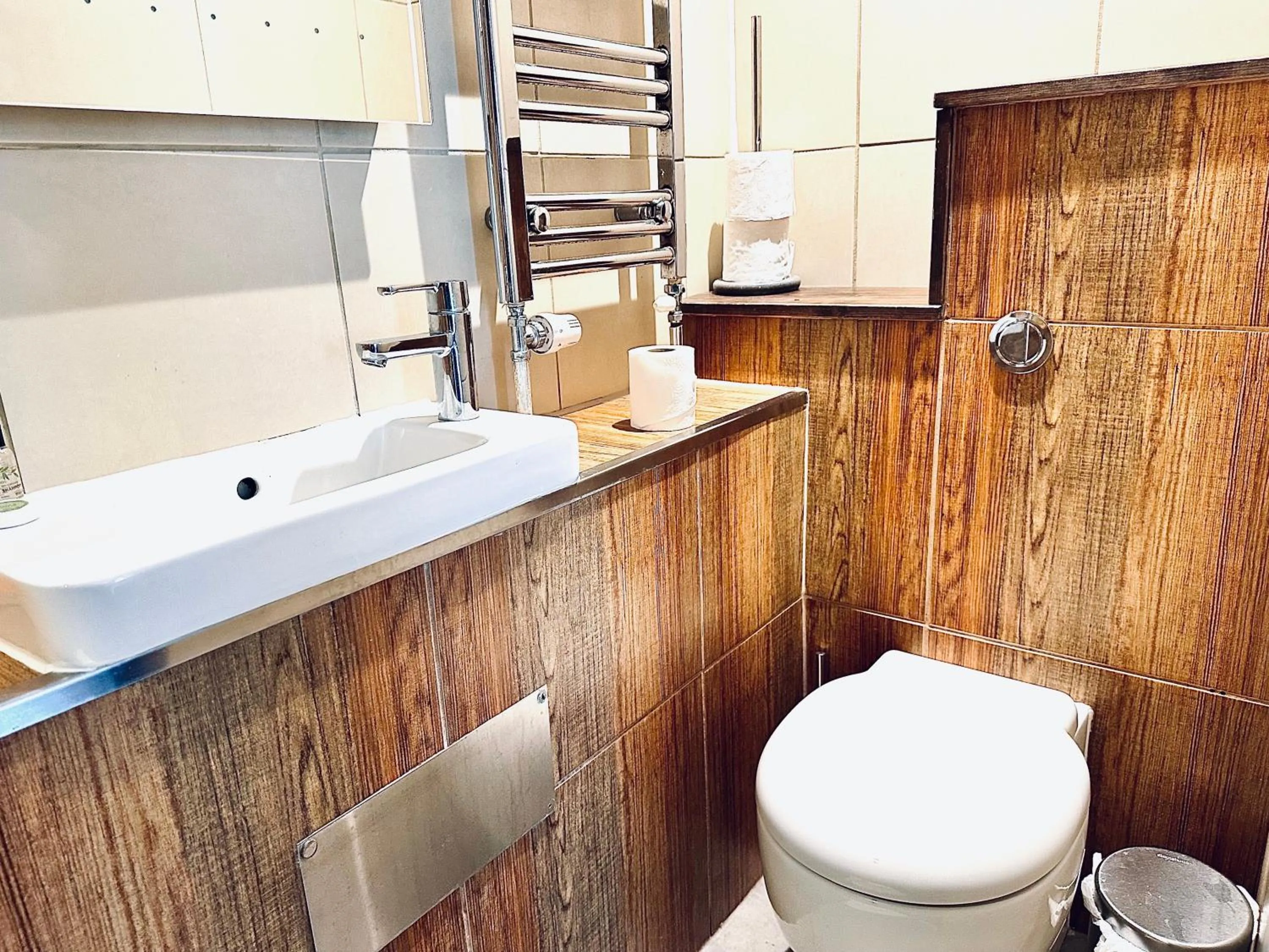 Shower in Guest And The City