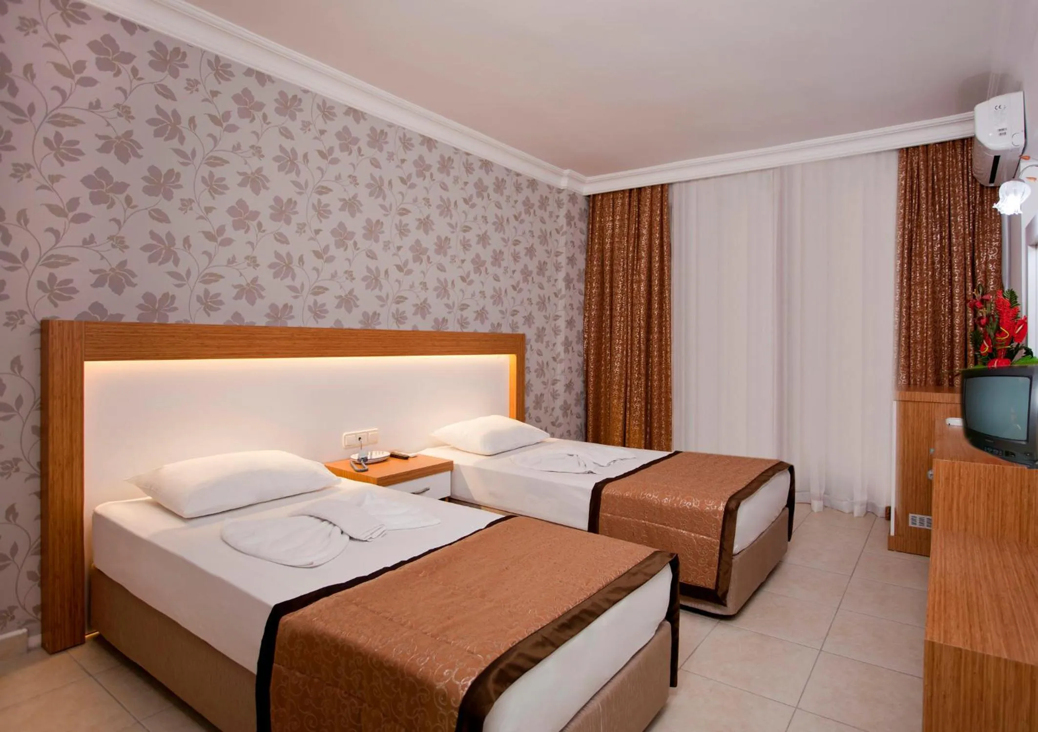 Bed in Kleopatra Aytur Apart Hotel