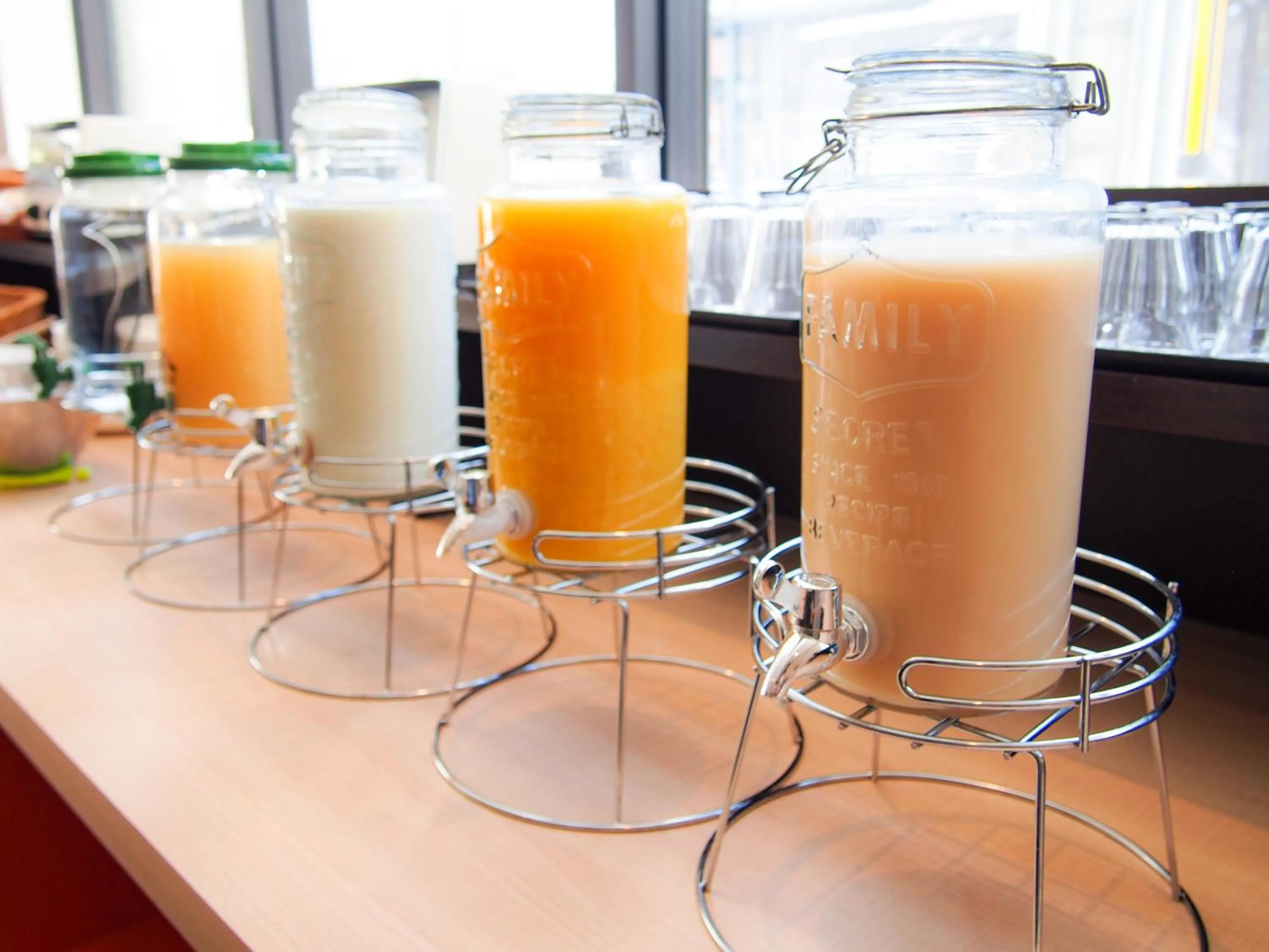 Food and drinks in Smile Hotel Premium Sapporo Susukino