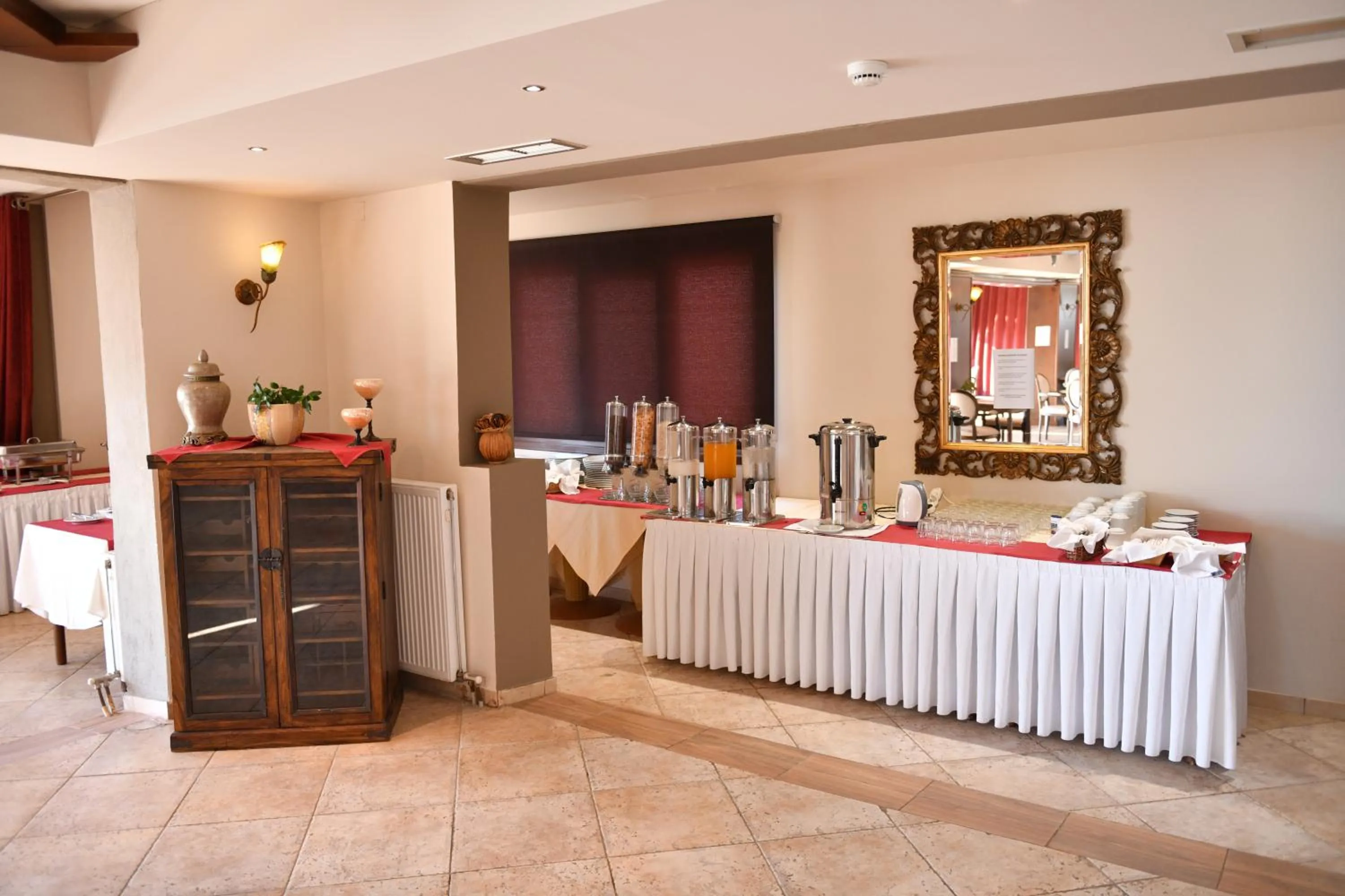 Buffet breakfast in Nevros Hotel Resort and Spa Limni Plastira