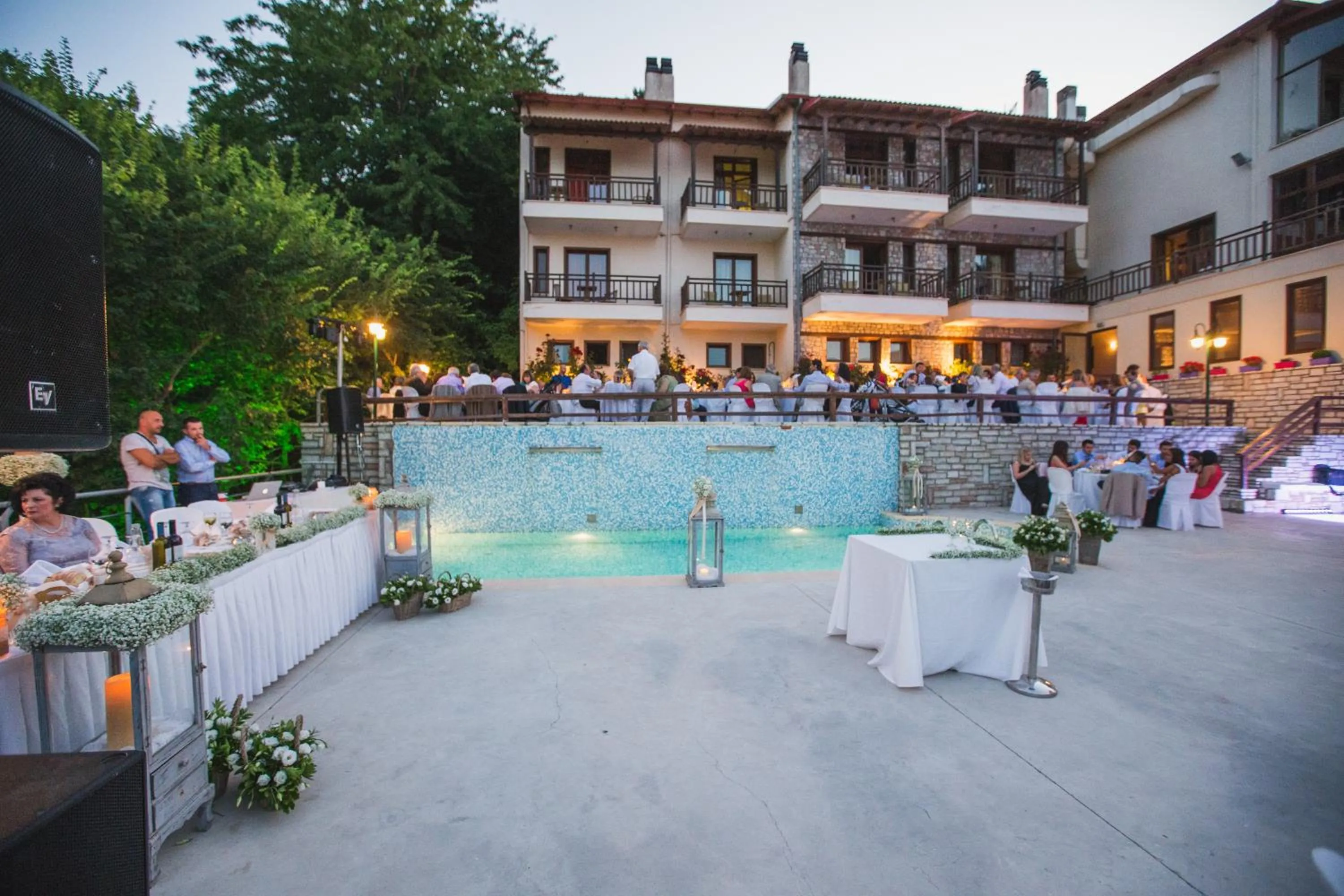 Food in Nevros Hotel Resort and Spa Limni Plastira