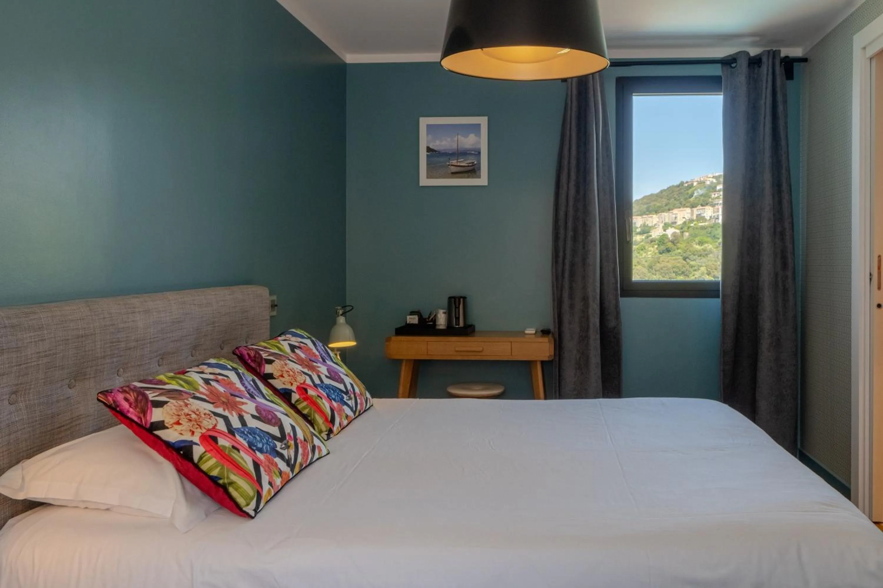 Photo of the whole room, Bed in Rossi Hôtel