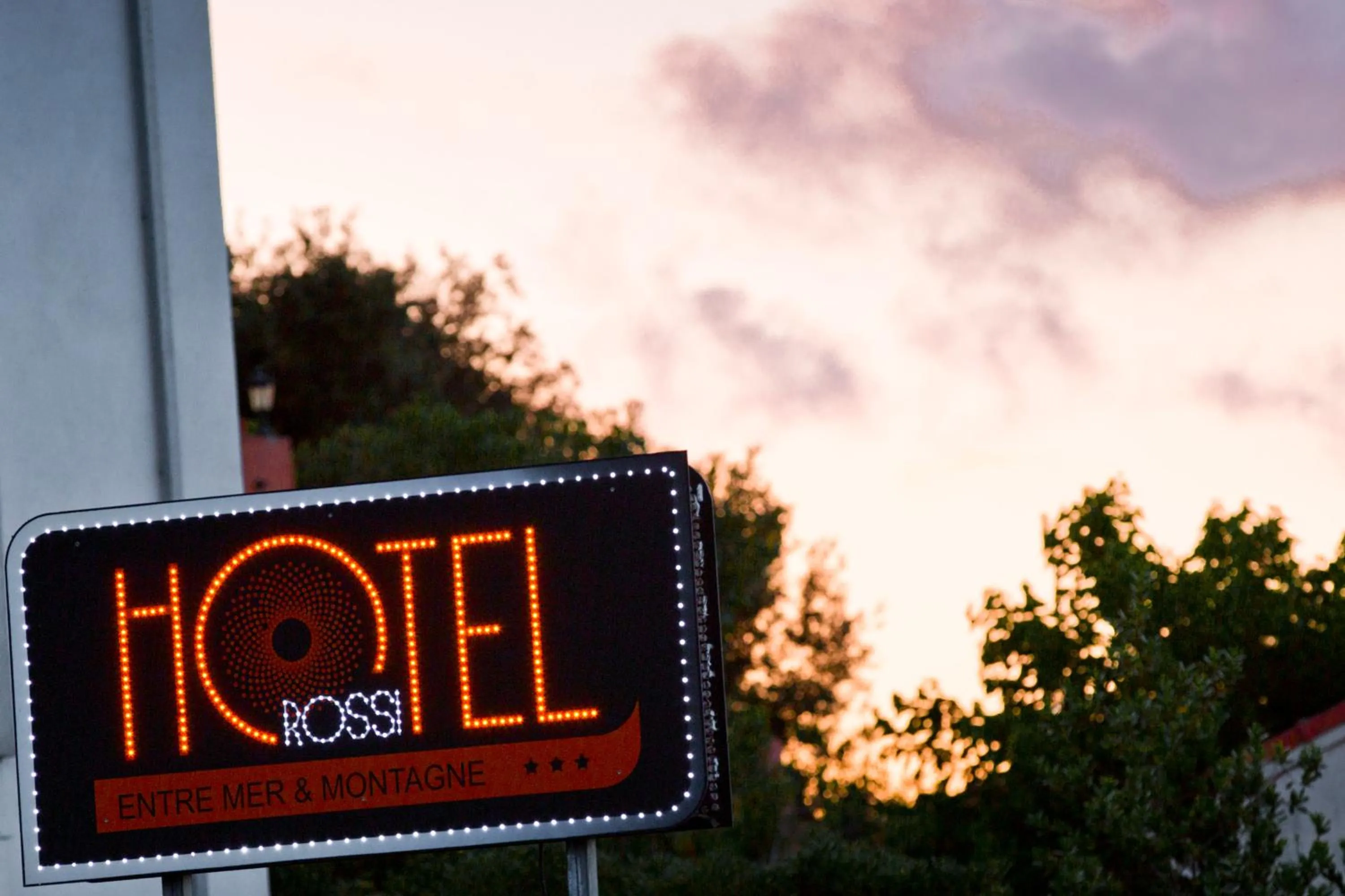 Property logo or sign in Rossi Hôtel