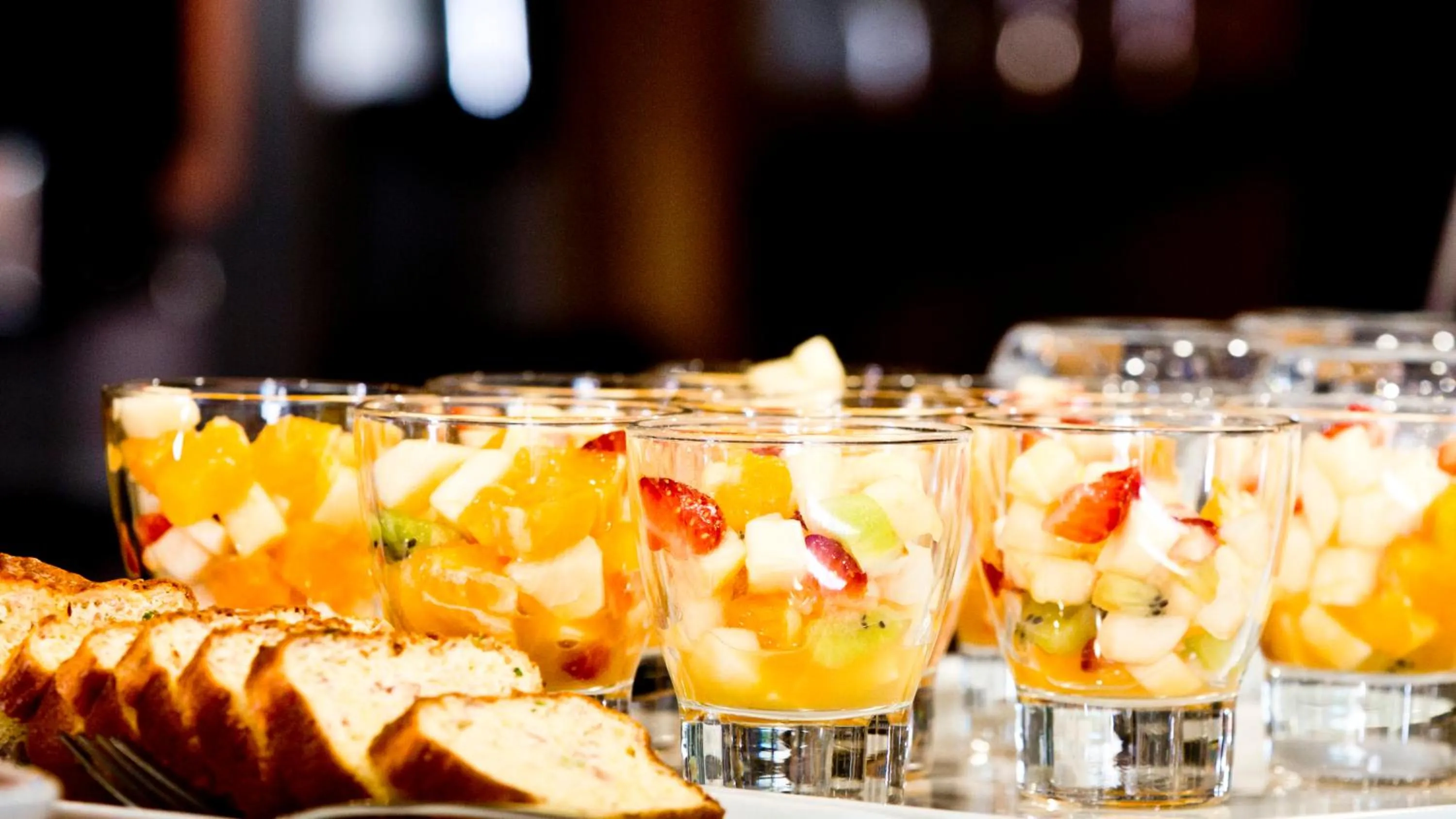 Buffet breakfast in Rossi Hôtel