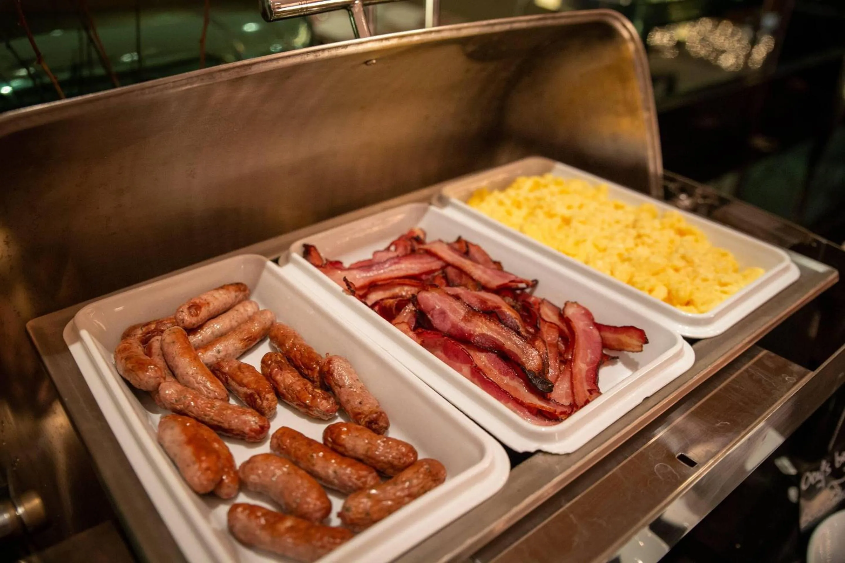 Breakfast in Clarion Paris CDG Airport