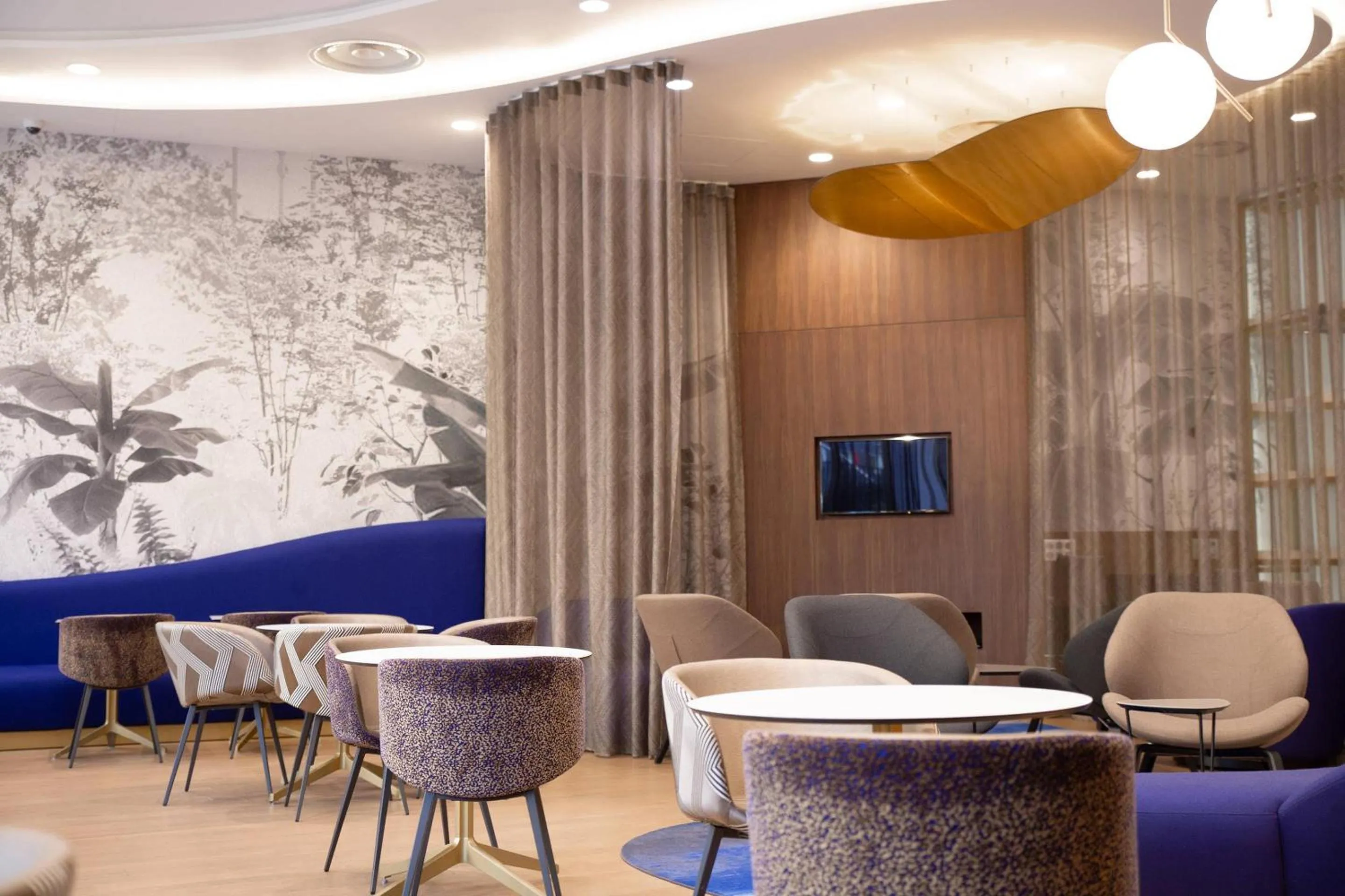 Meeting/conference room in Clarion Paris CDG Airport