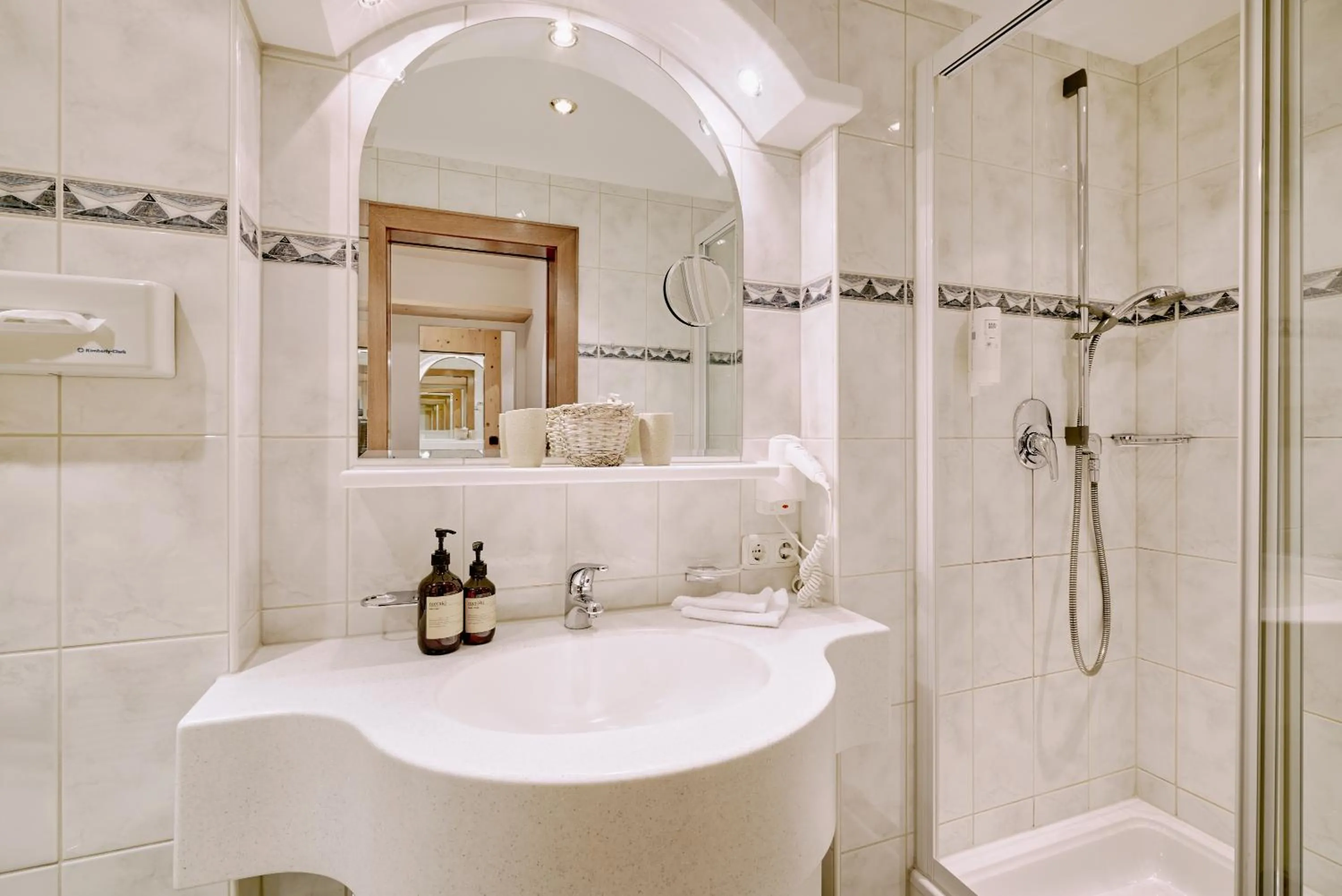 Shower in Hotel Appartement Roggal