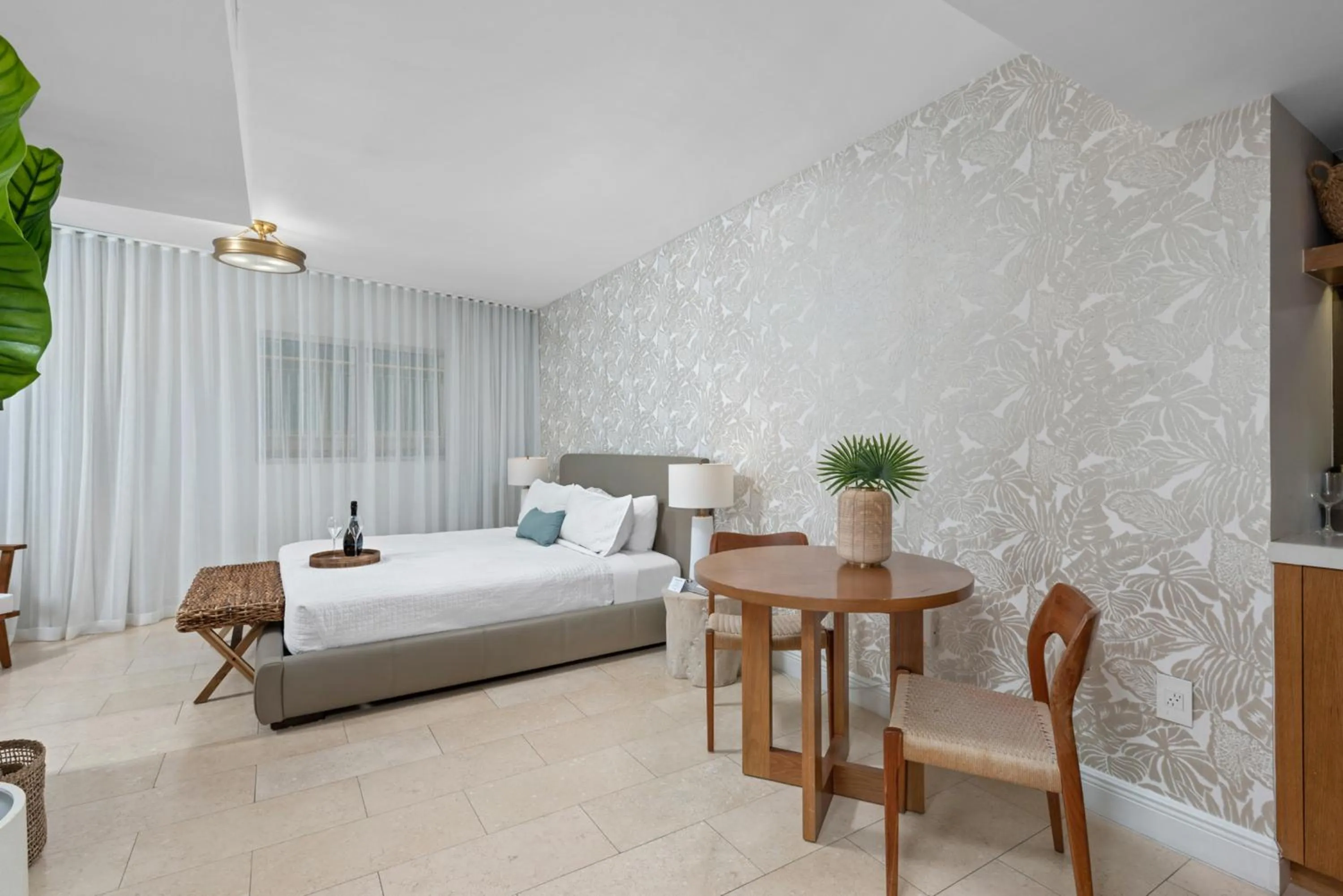 Bedroom, Bed in Bentley Hotel South Beach