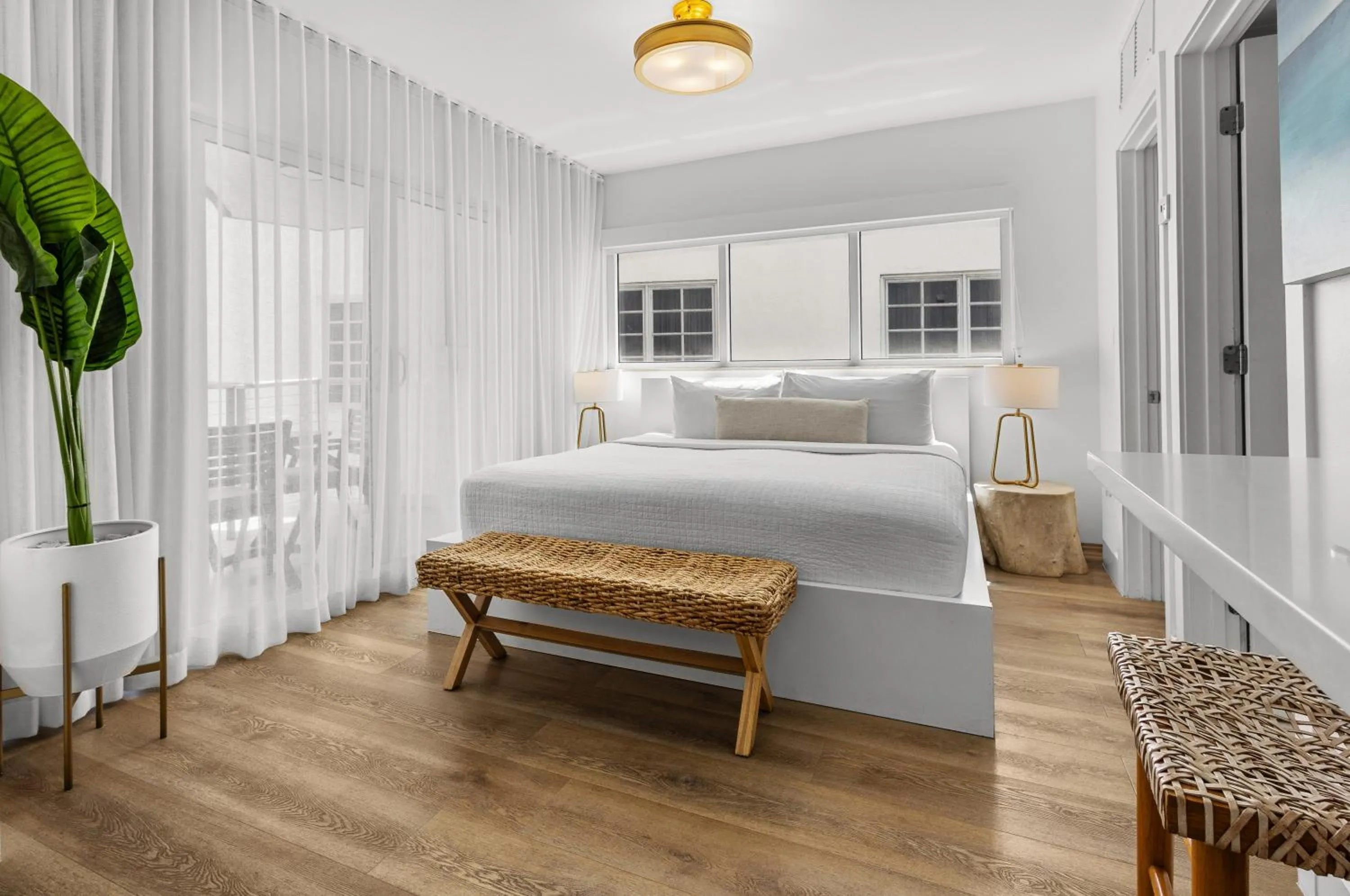 Bed in Bentley Hotel South Beach