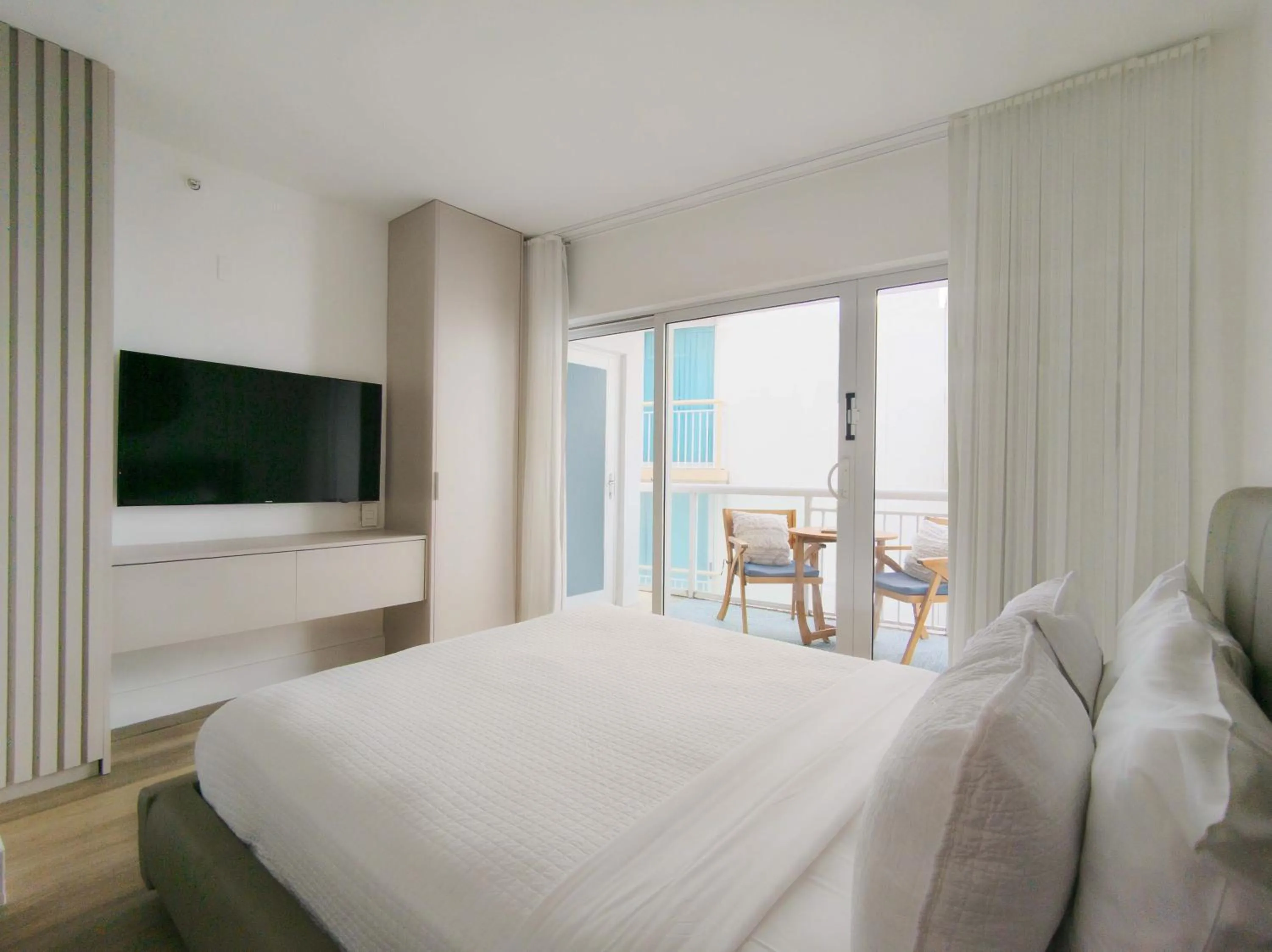 Bedroom, Bed in Bentley Hotel South Beach