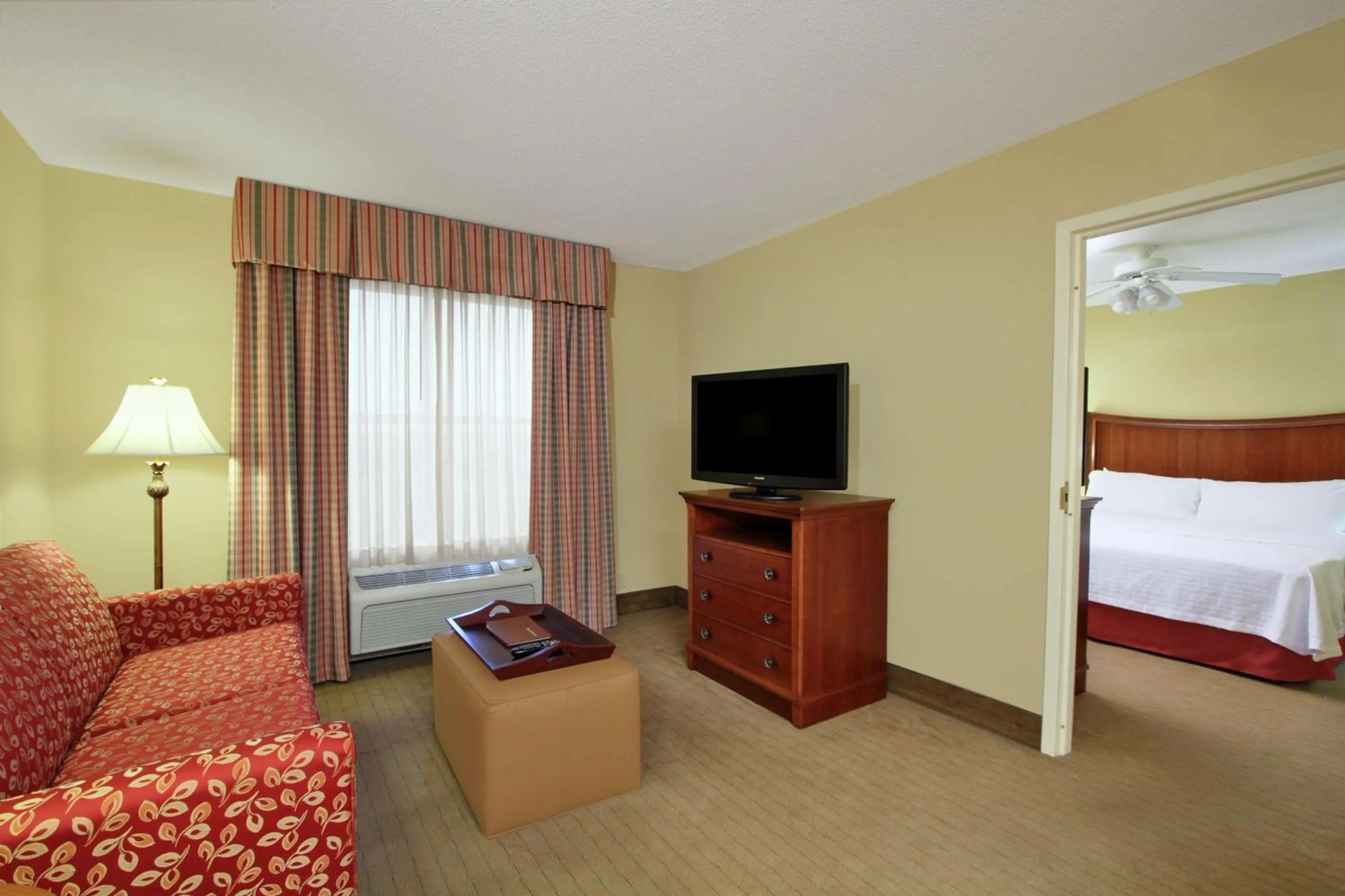 Bedroom, Bed in Homewood Suites by Hilton Chesapeake - Greenbrier