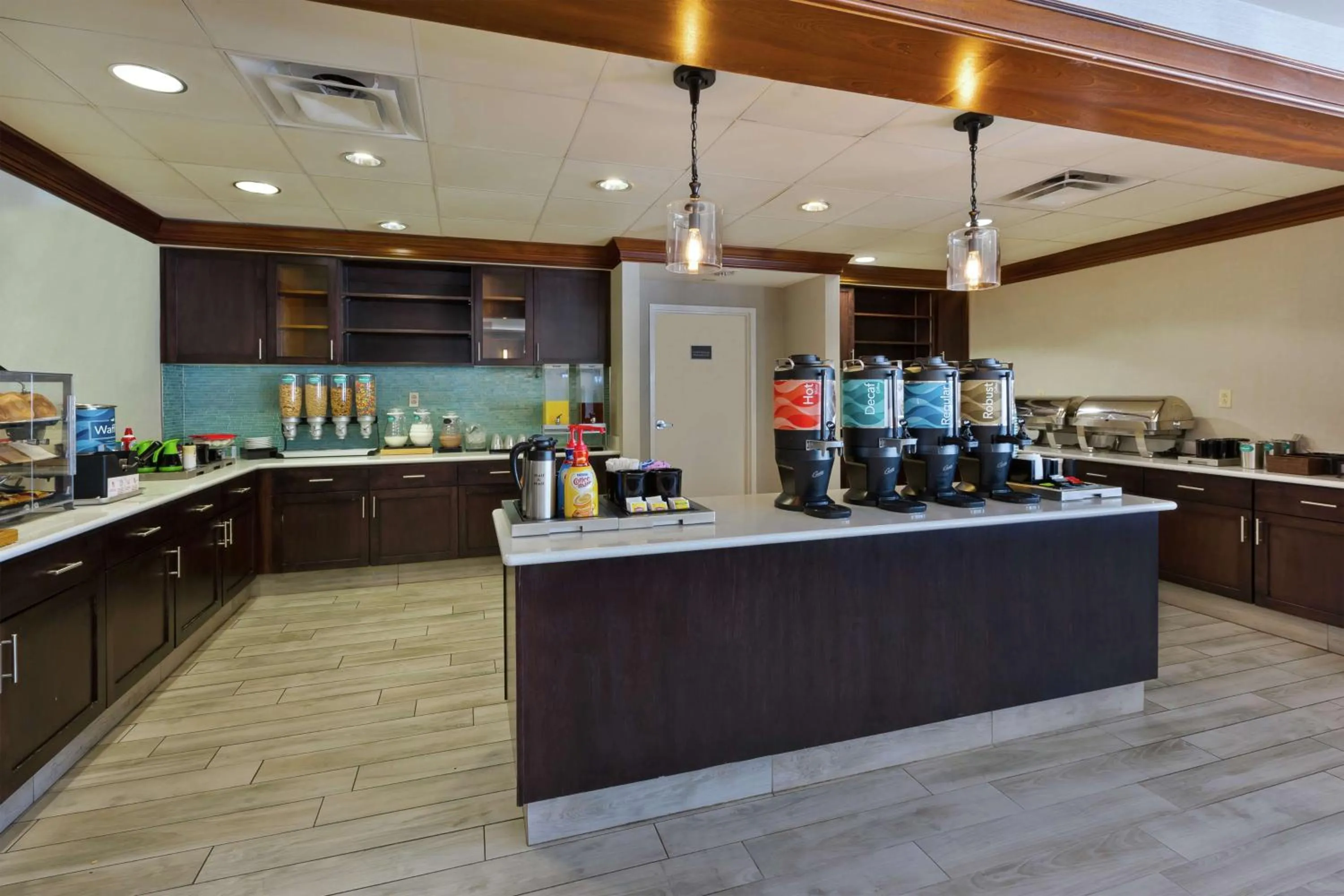 Breakfast in Homewood Suites by Hilton Chesapeake - Greenbrier