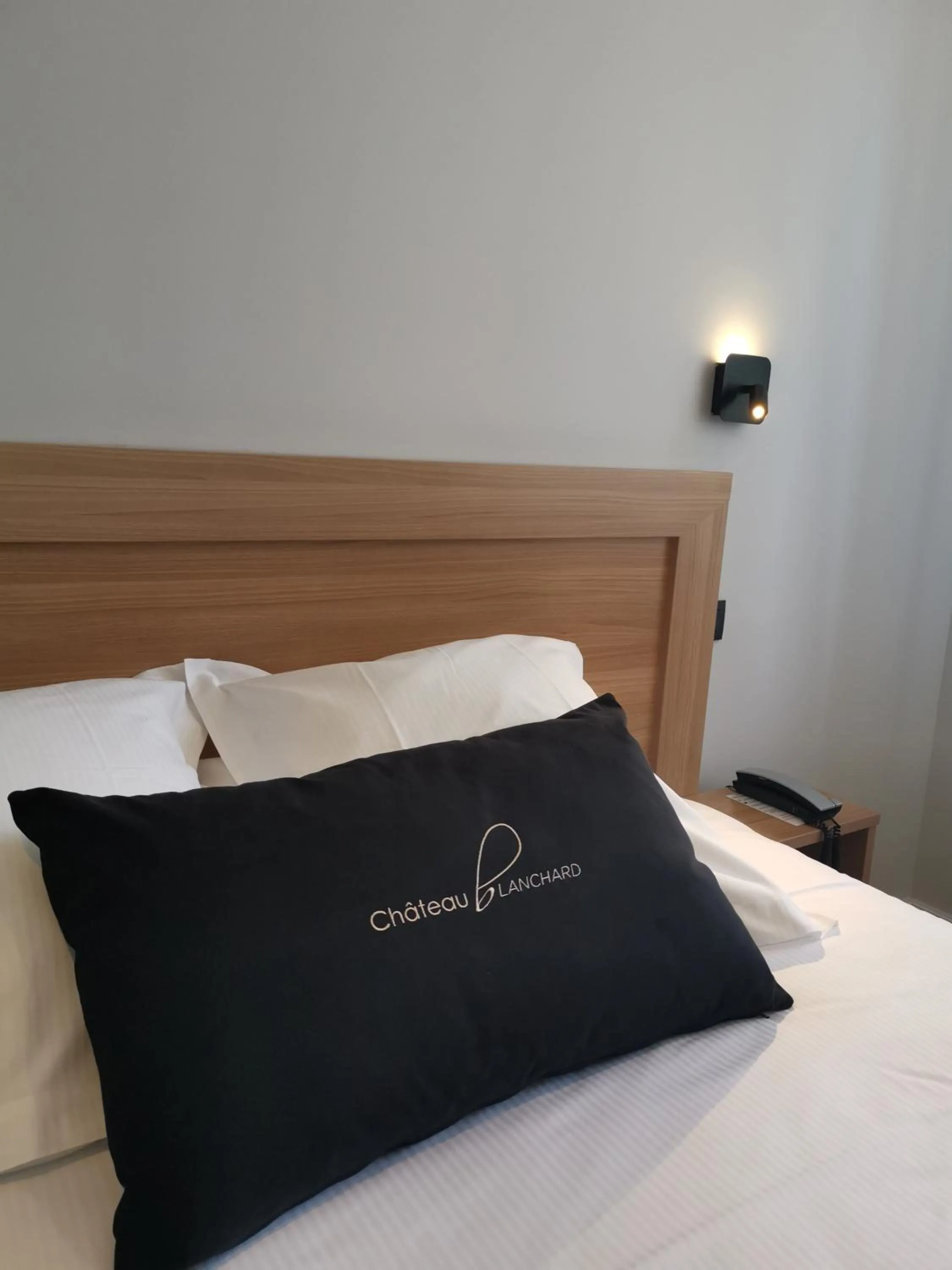 Bed in Château Blanchard