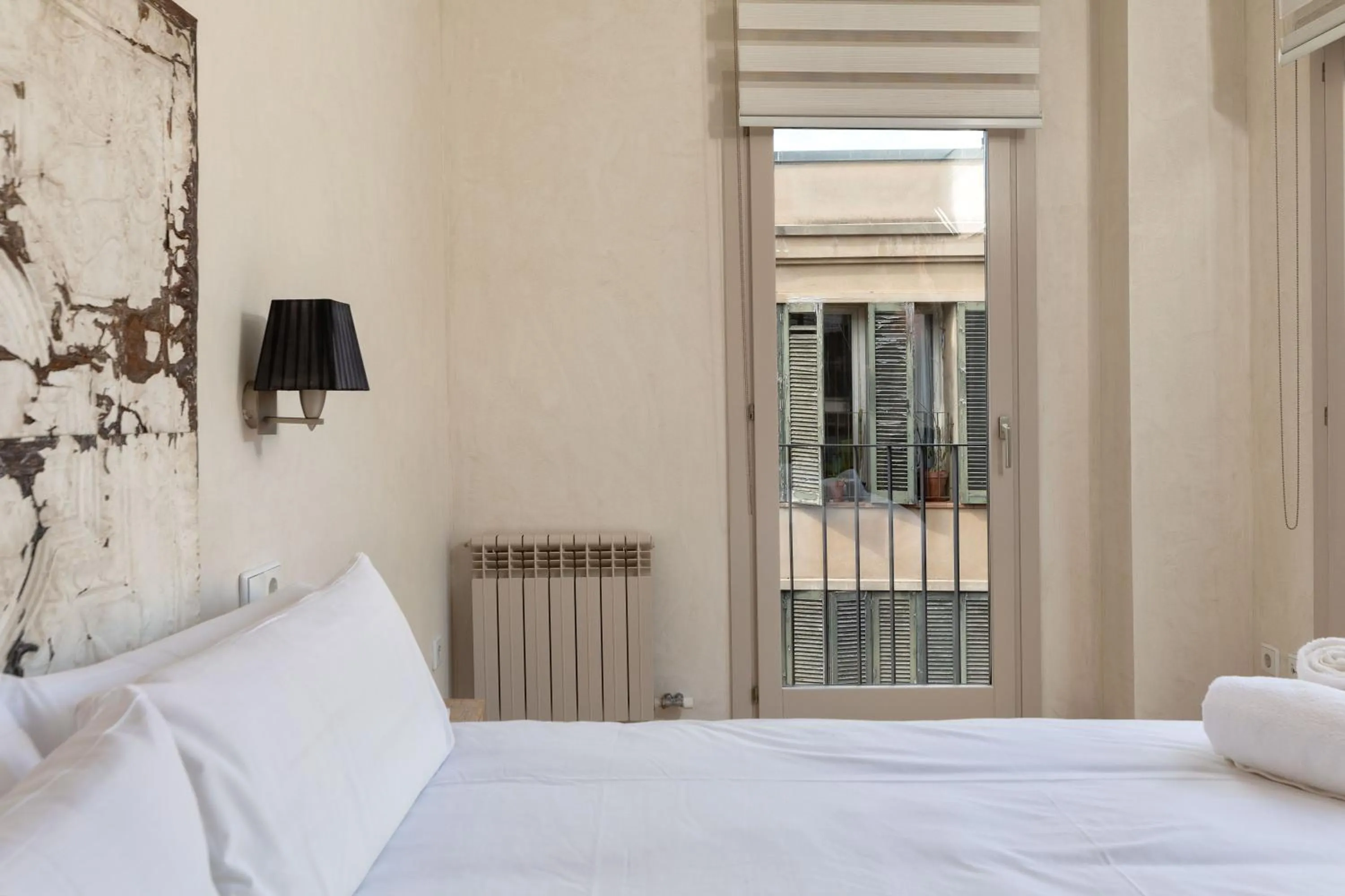 Bed in Flateli Pou Rodó 3