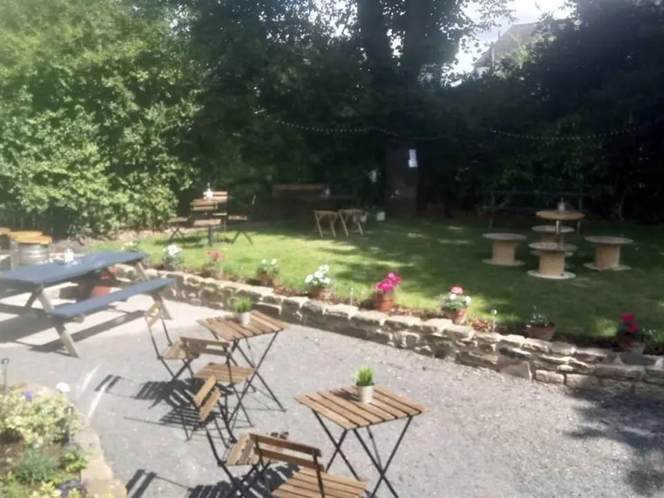 Activities in The Dalbury and Palmer Hotel with FREE PARKING