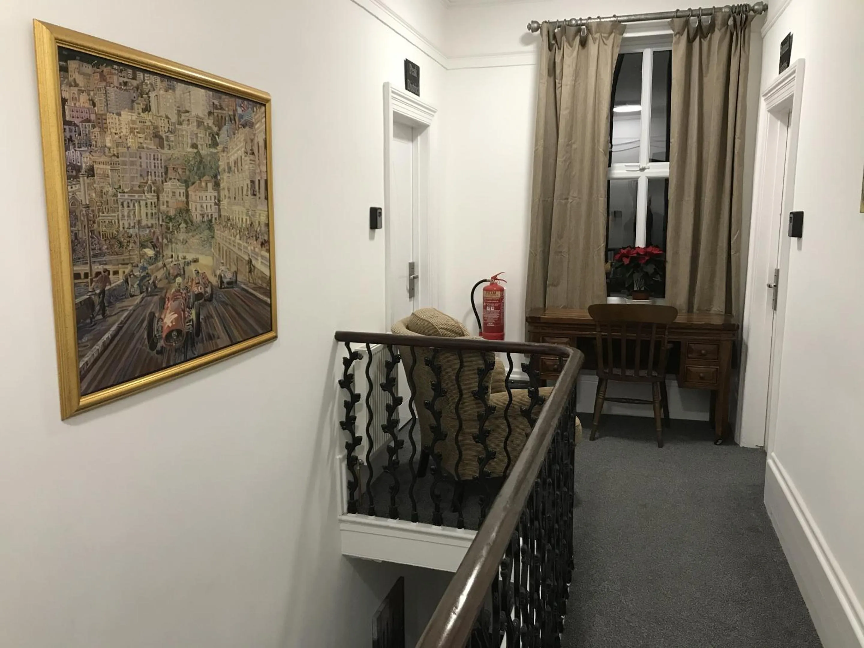 Lobby or reception in The Dalbury and Palmer Hotel with FREE PARKING