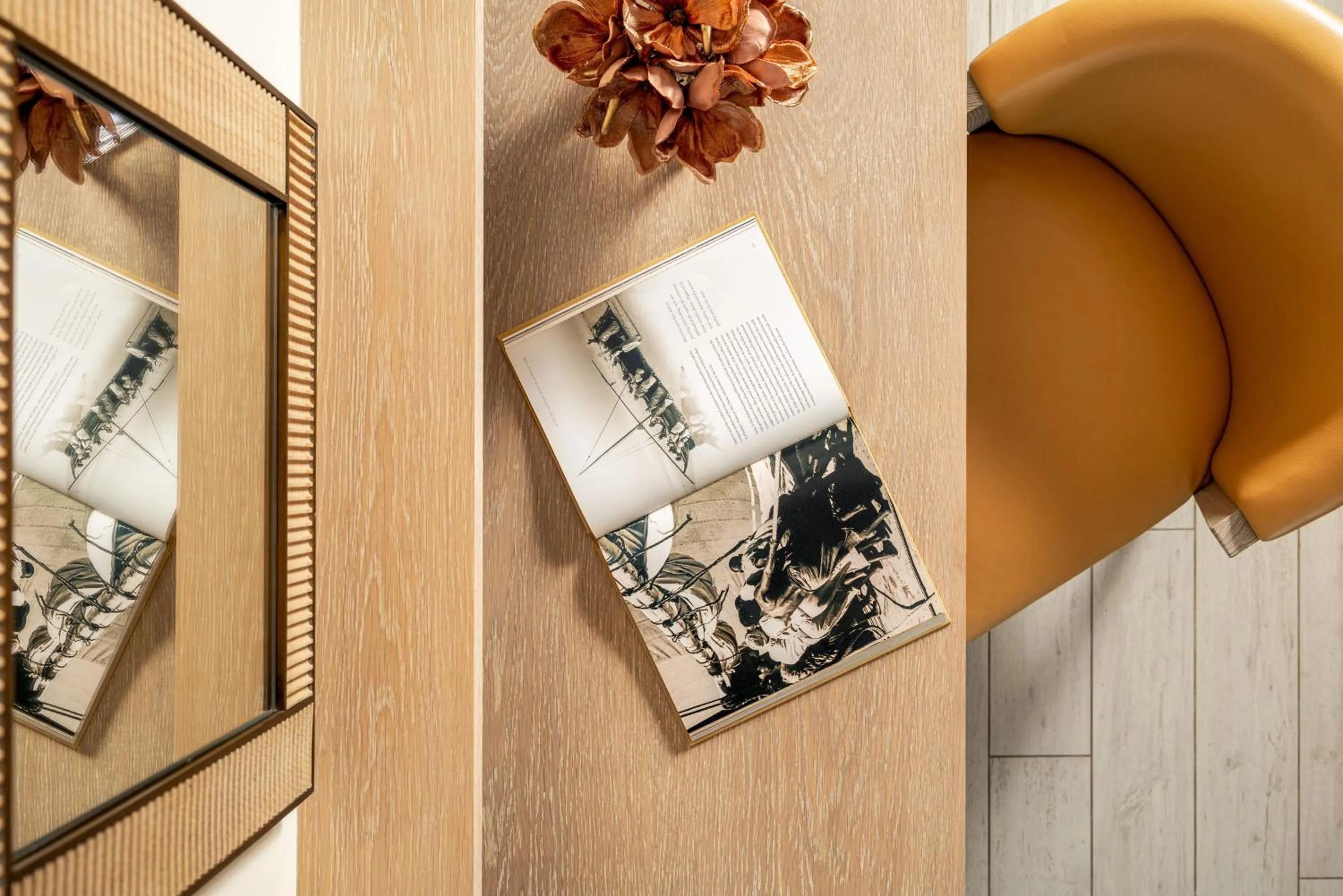 Seating area in Saadiyat Rotana Resort and Villas