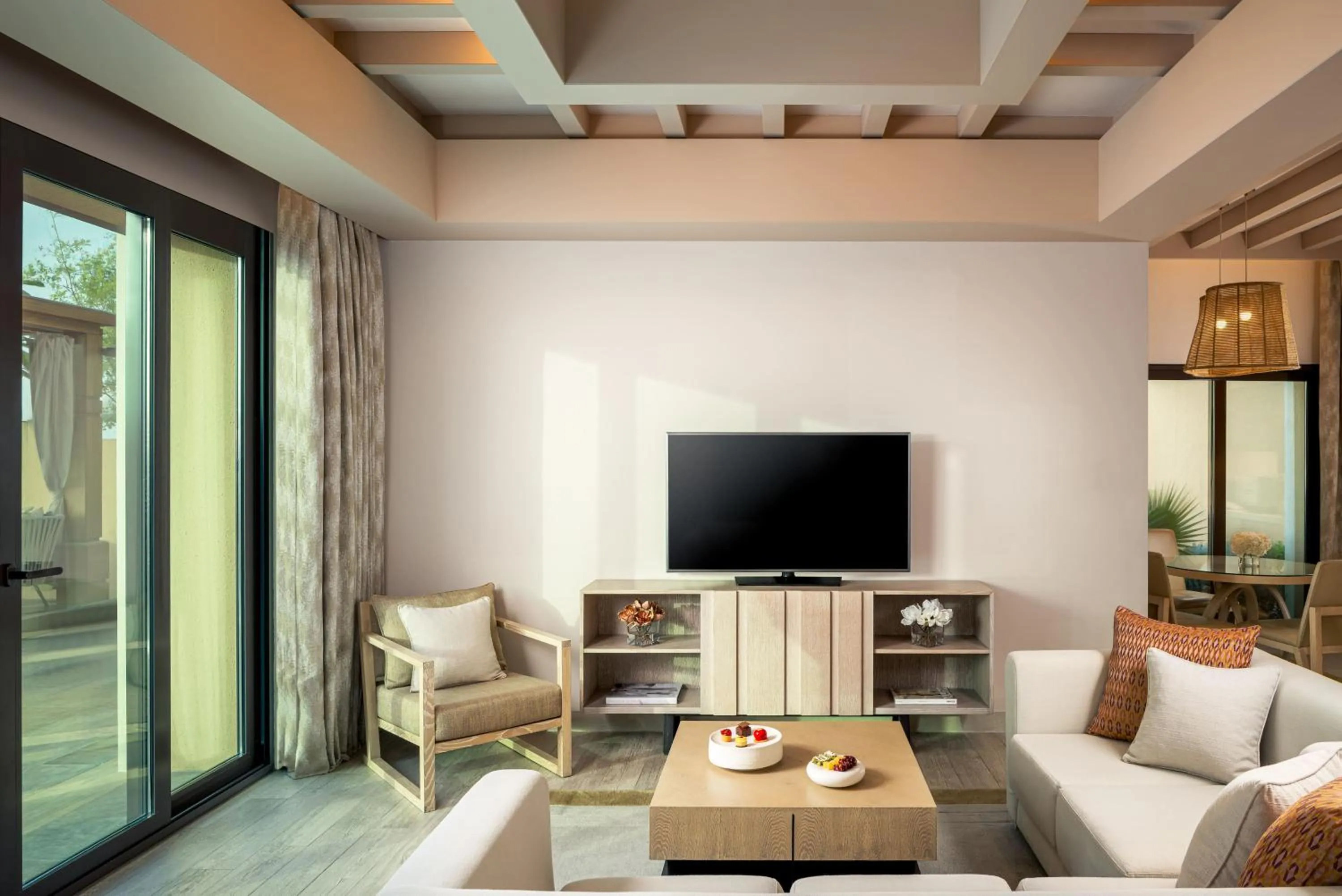 Living room in Saadiyat Rotana Resort and Villas