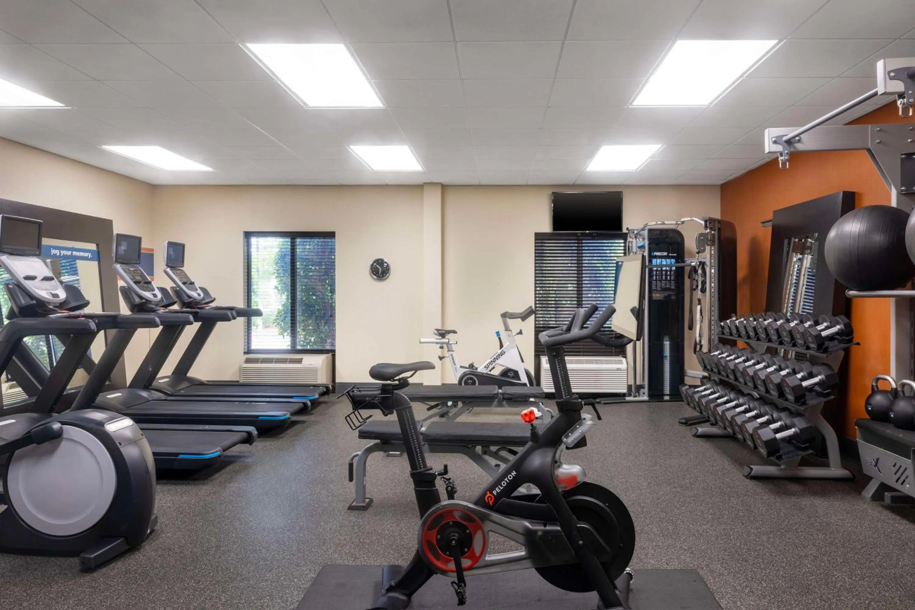 Fitness centre/facilities in Hampton Inn & Suites Birmingham/280 East-Eagle Point