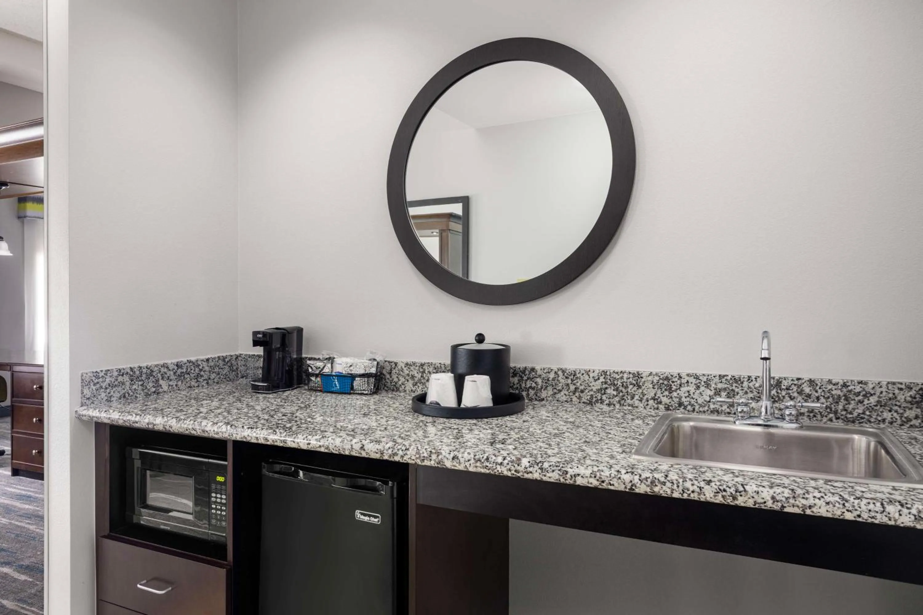 Photo of the whole room in Hampton Inn & Suites Birmingham/280 East-Eagle Point