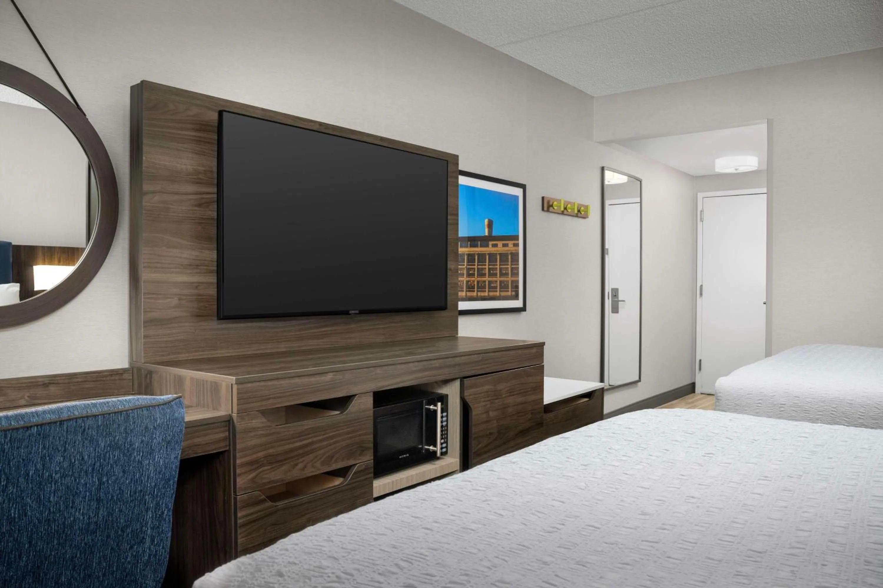 Bed in Hampton Inn Easton