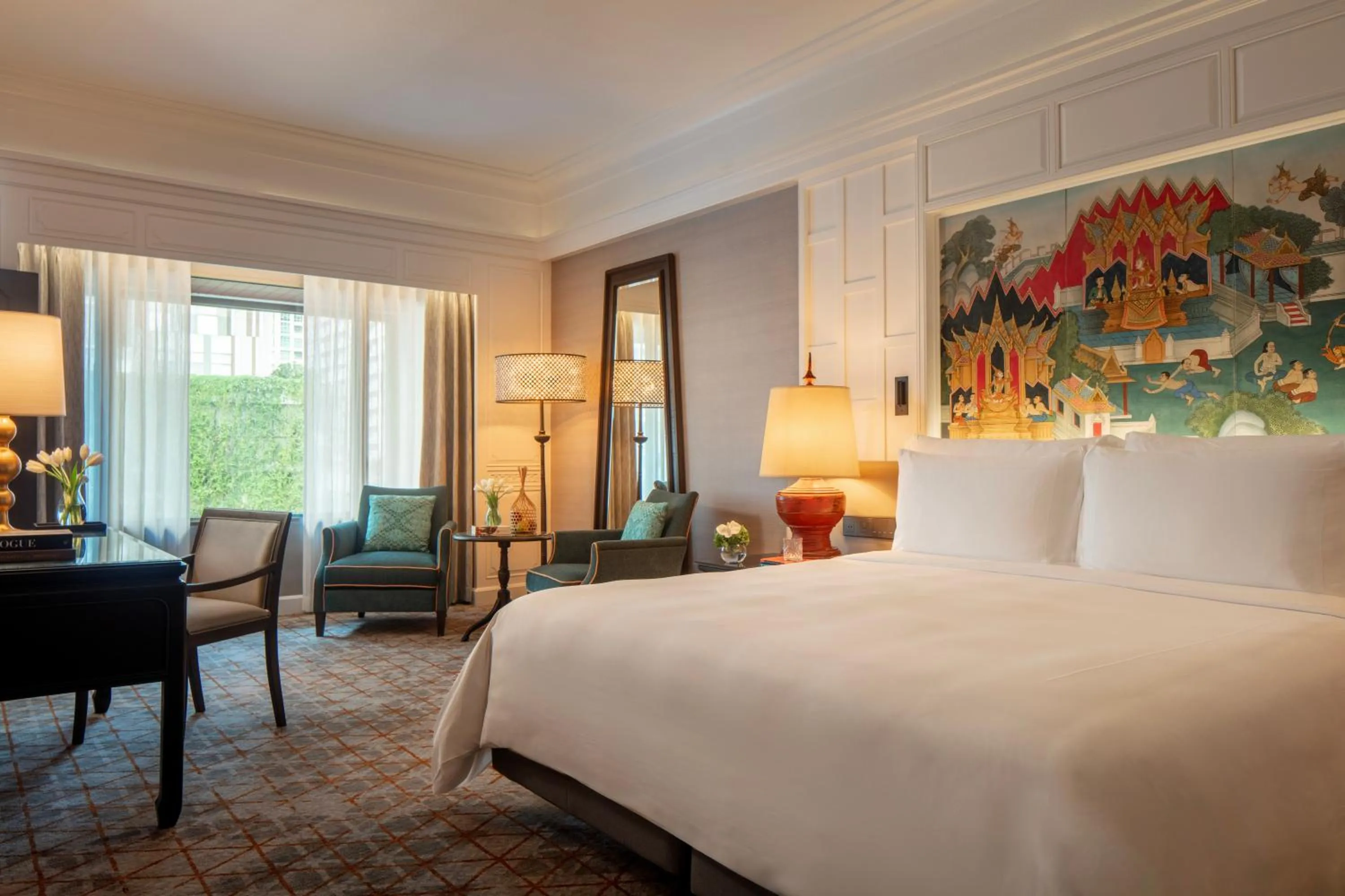 Bed in Anantara Siam Bangkok Hotel