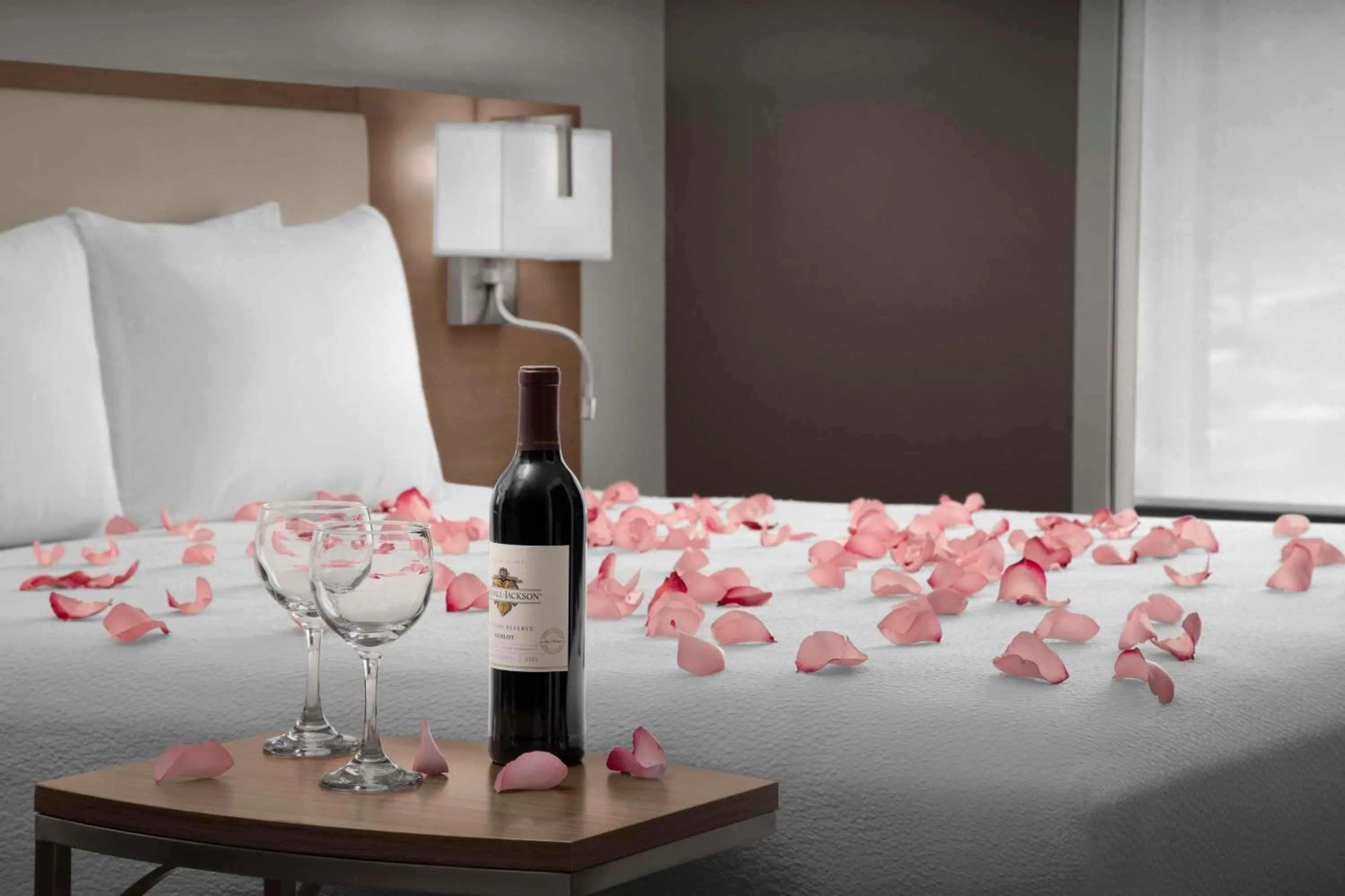 Bed in Hilton Garden Inn Atlanta North/Johns Creek